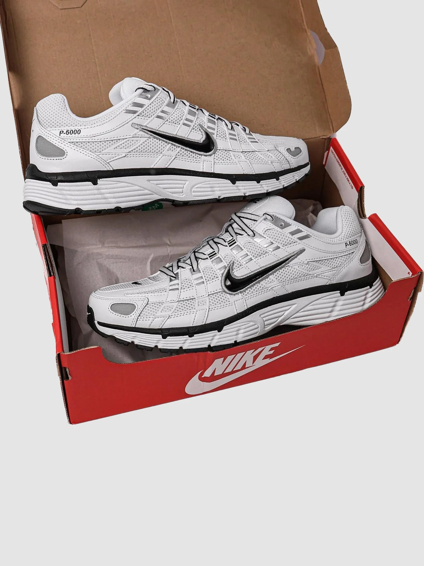 Кросівки NIKE P-6000 модель CD6404-107 Кросівки NIKE P-6000 модель CD6404-107 Фото