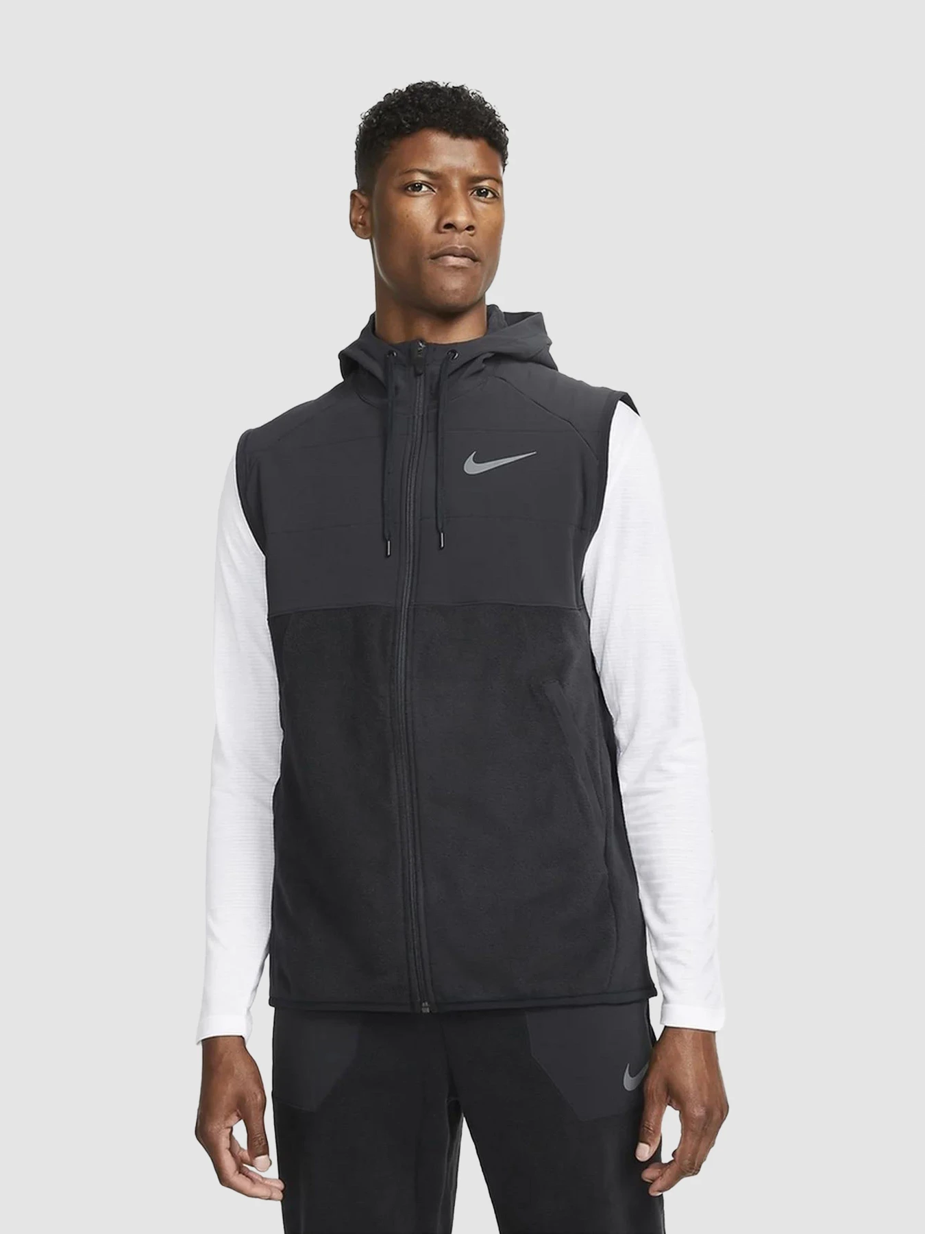 Куртки та дублянки NIKE Therma-Fit Men Training-Gilet модель DD2132-010 Фото