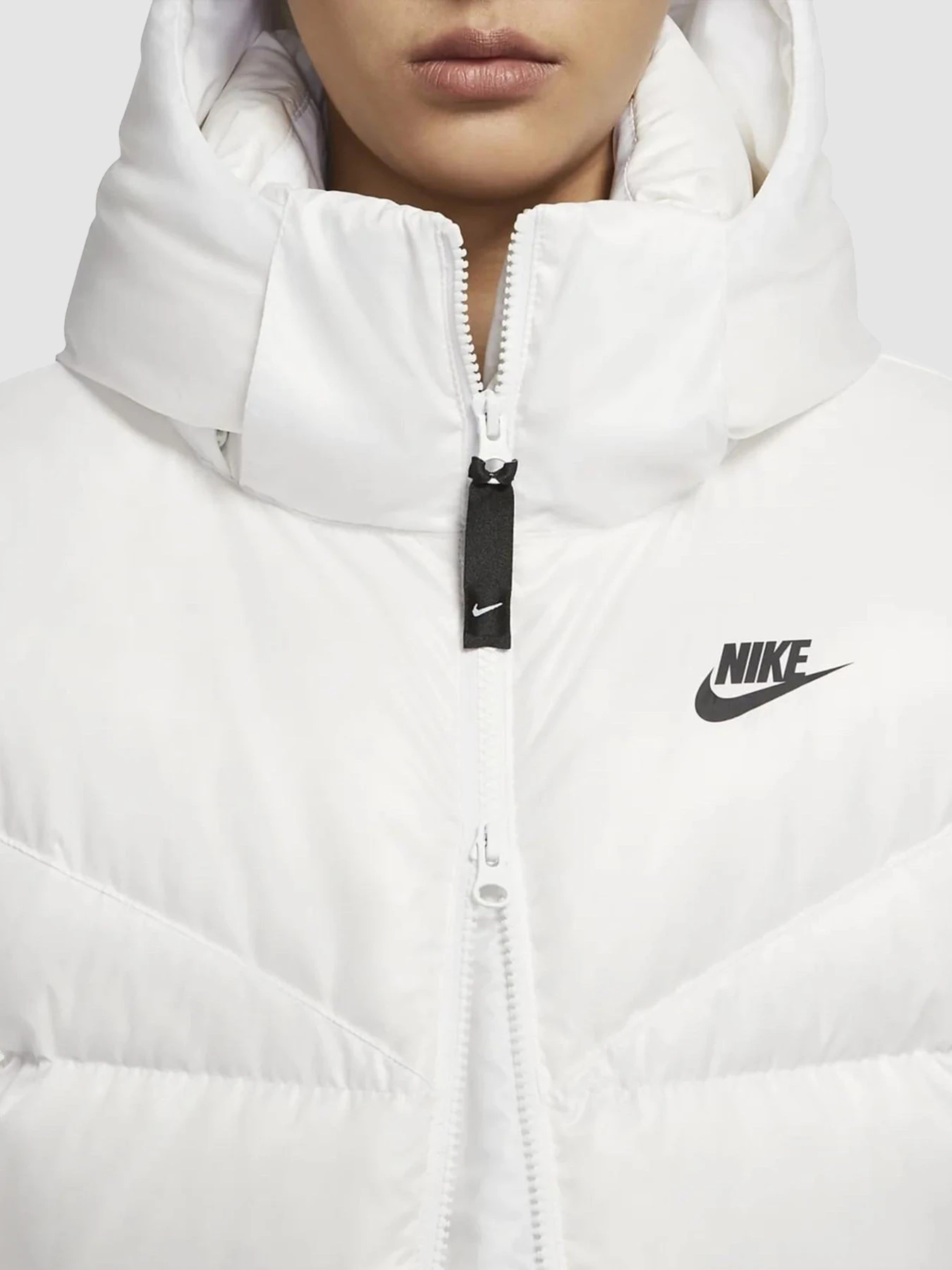 Куртки та дублянки NIKE W Nsw Tf City Hd Parka модель DH4081-100 Куртки та дублянки NIKE W Nsw Tf City Hd Parka модель DH4081-100 Фото
