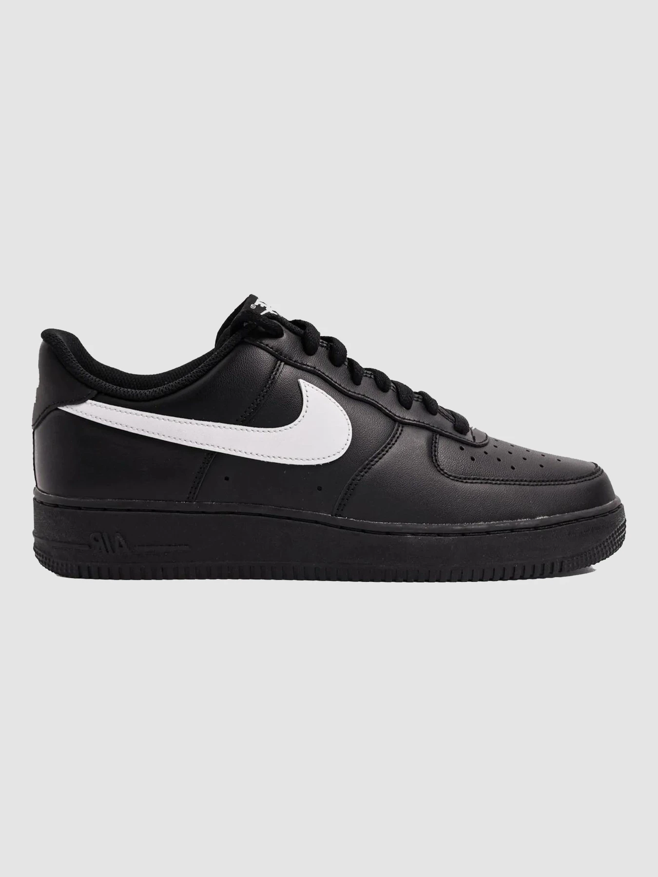 Кроссовки NIKE Air Force 1 Low '07 модель FZ0627-010 Фото