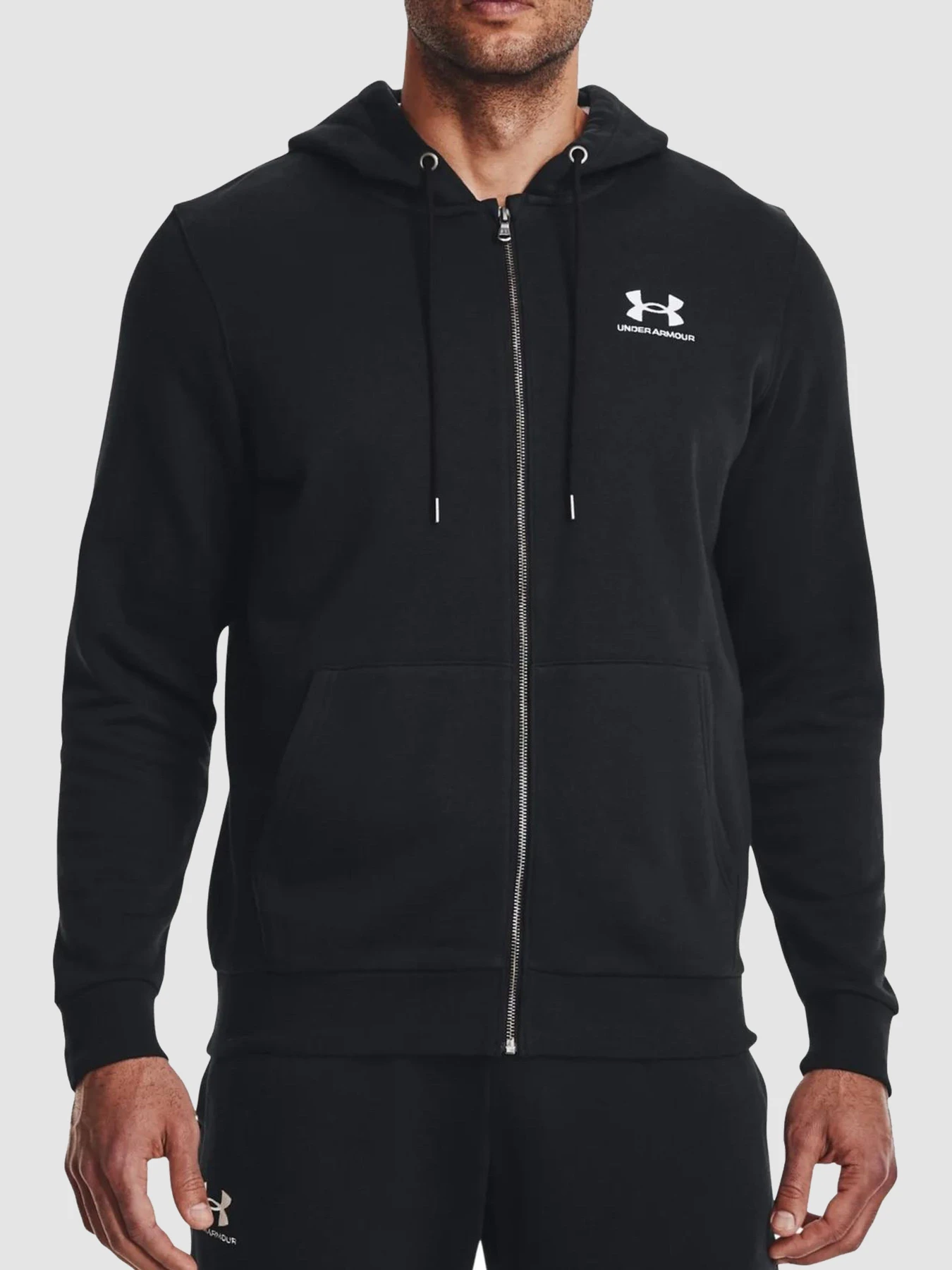 Худи и свитшоты Under Armour Essential Fleece Fz Hood-Blk модель 1373881-001 Худи и свитшоты Under Armour Essential Fleece Fz Hood-Blk модель 1373881-001 Фото