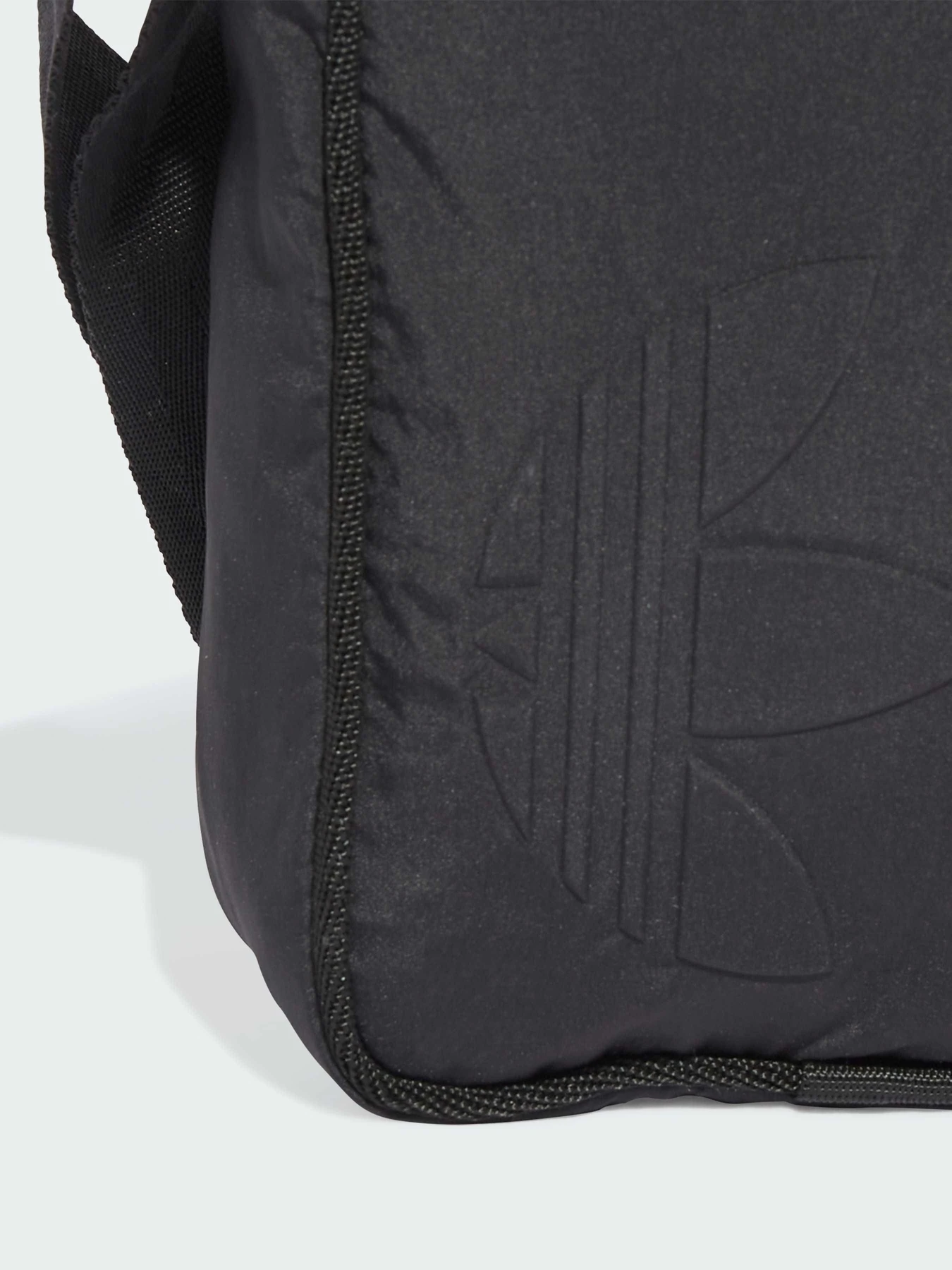 Сумки Adidas модель JX3082 Сумки Adidas модель JX3082 Фото