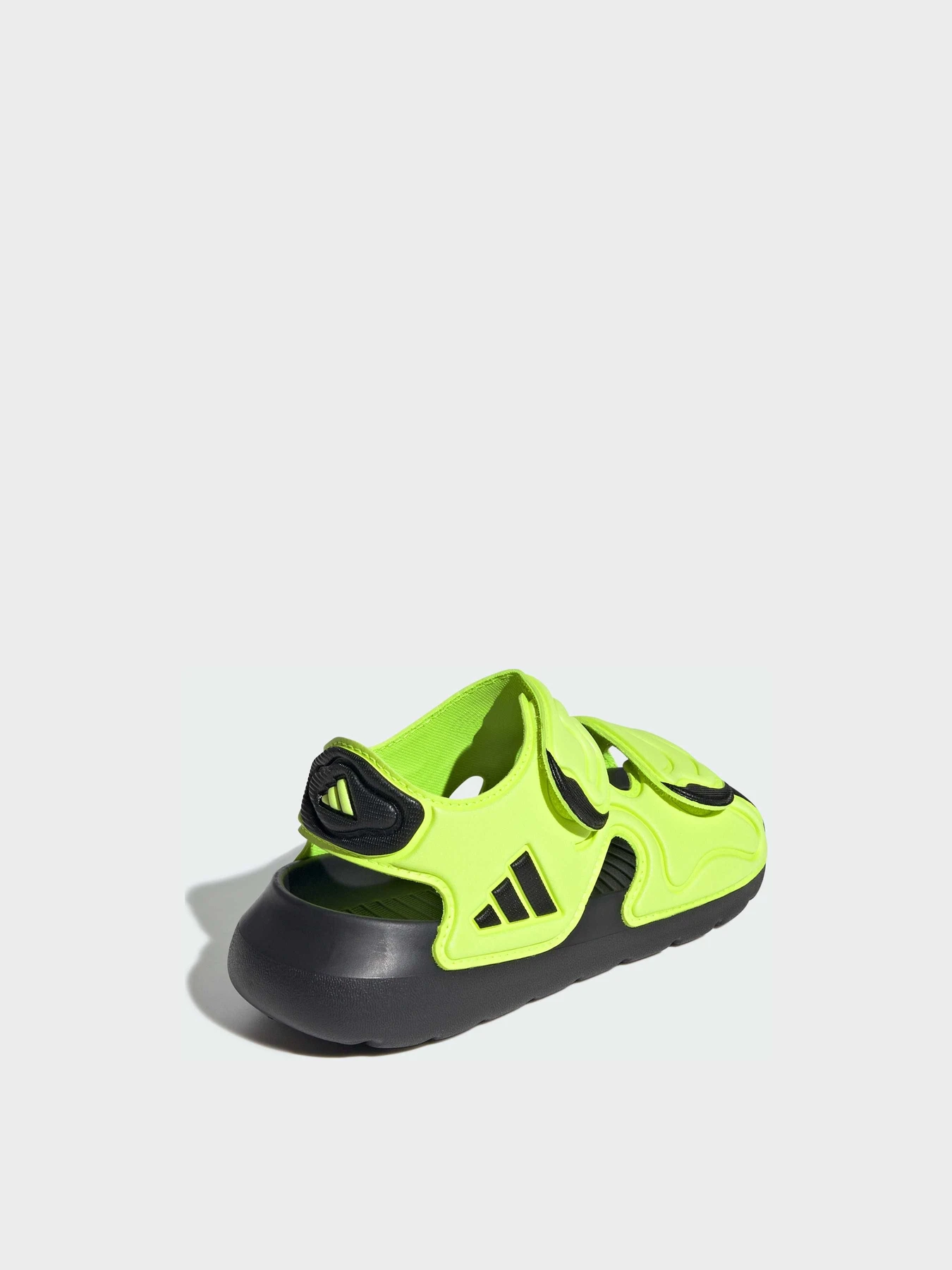 Сандалии Adidas модель JS2431 Сандалии Adidas модель JS2431 Фото