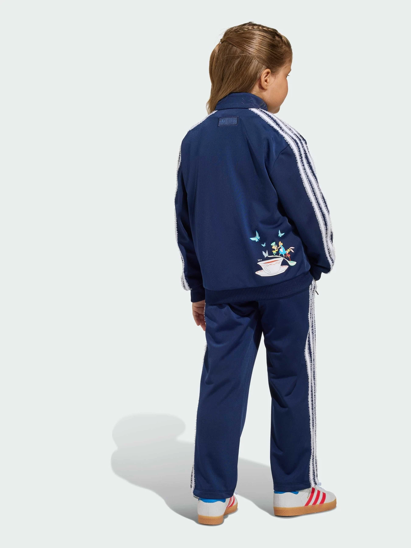 Костюмы Adidas x Disney модель KE0701 Костюмы Adidas x Disney модель KE0701 Фото