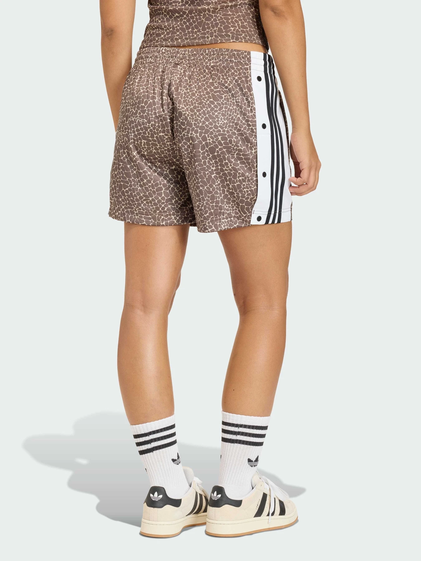 Шорти Adidas модель KD8821 Фото