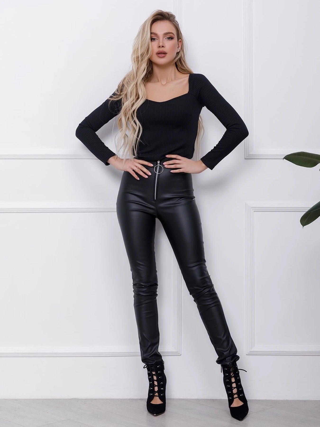 Брюки ISSA Plus модель 12459_black Брюки ISSA Plus модель 12459_black Фото