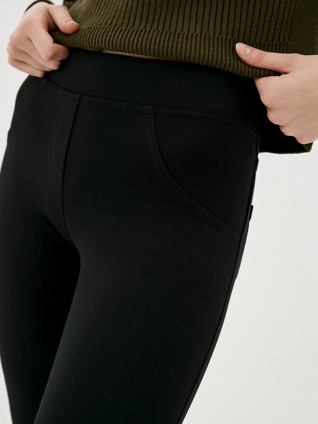 Брюки ISSA Plus модель 9009_black Брюки ISSA Plus модель 9009_black Фото
