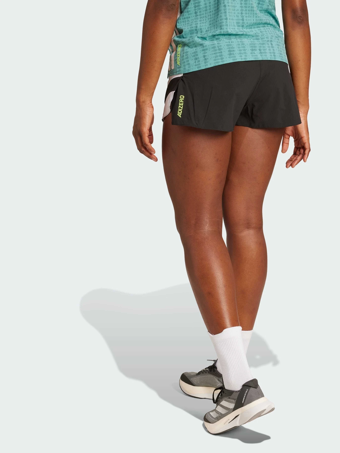 Шорты Adidas модель JV9317 Шорты Adidas модель JV9317 Фото