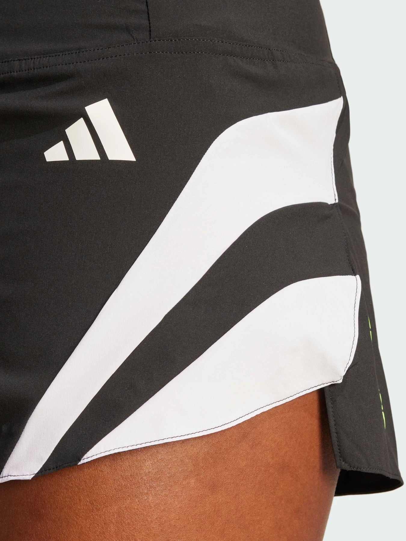 Шорты Adidas модель JV9317 Шорты Adidas модель JV9317 Фото