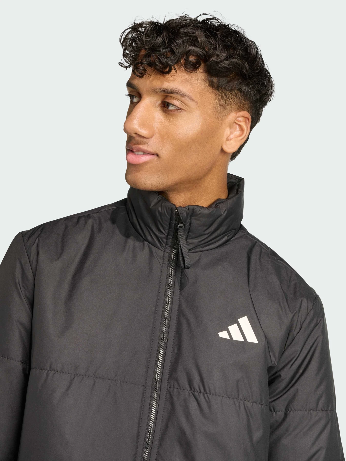 Куртки та дублянки Adidas модель JM3922 Фото