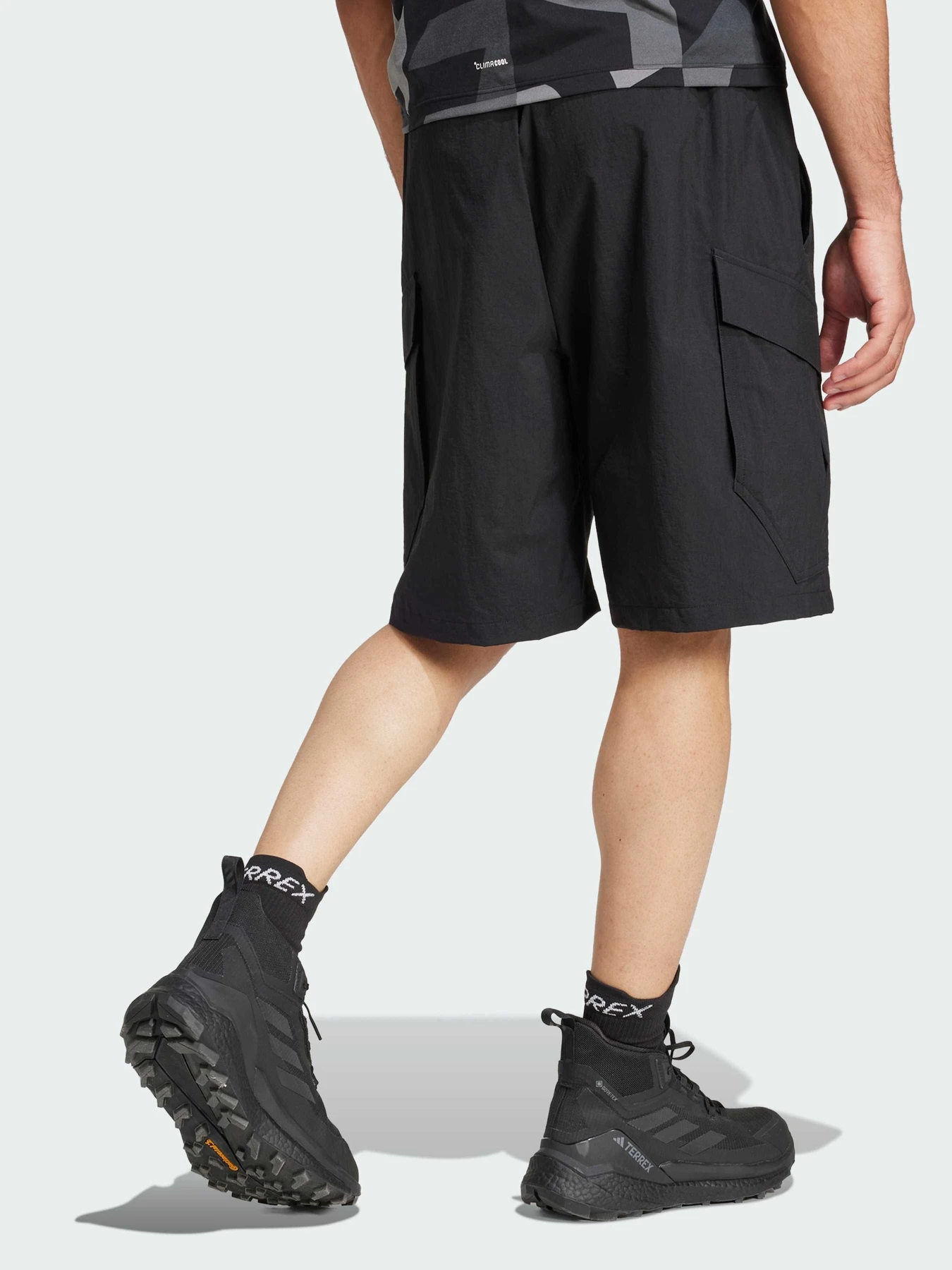 Шорти Adidas модель JE9420 Шорти Adidas модель JE9420 Фото