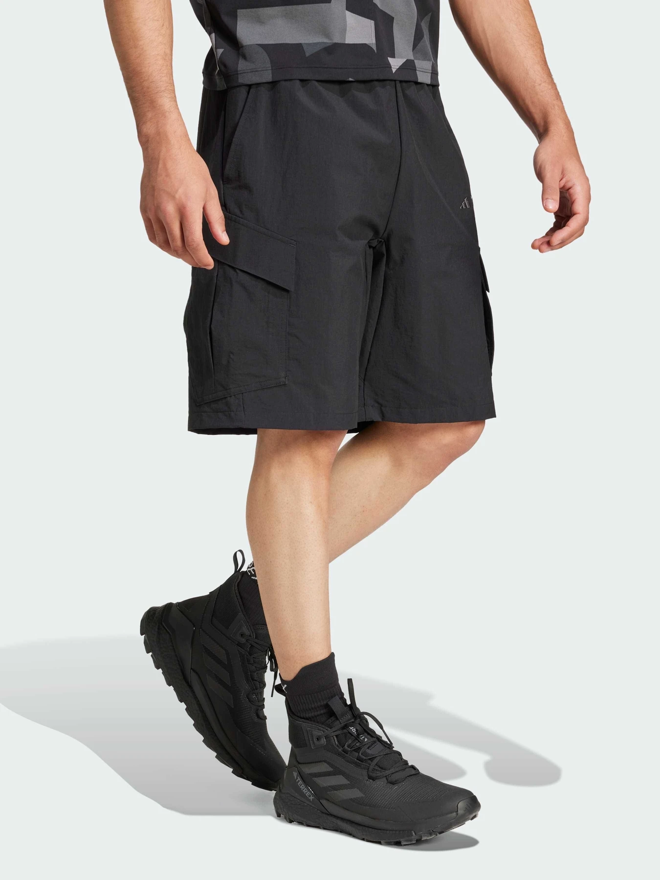 Шорти Adidas модель JE9420 Шорти Adidas модель JE9420 Фото