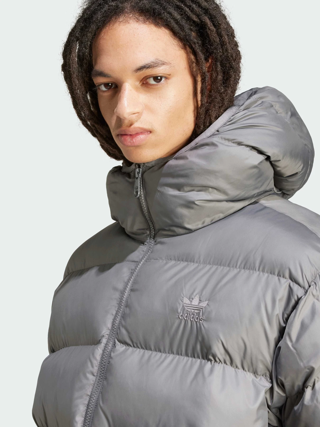 Куртки и дубленки Adidas модель IY3398 Куртки и дубленки Adidas модель IY3398 Фото