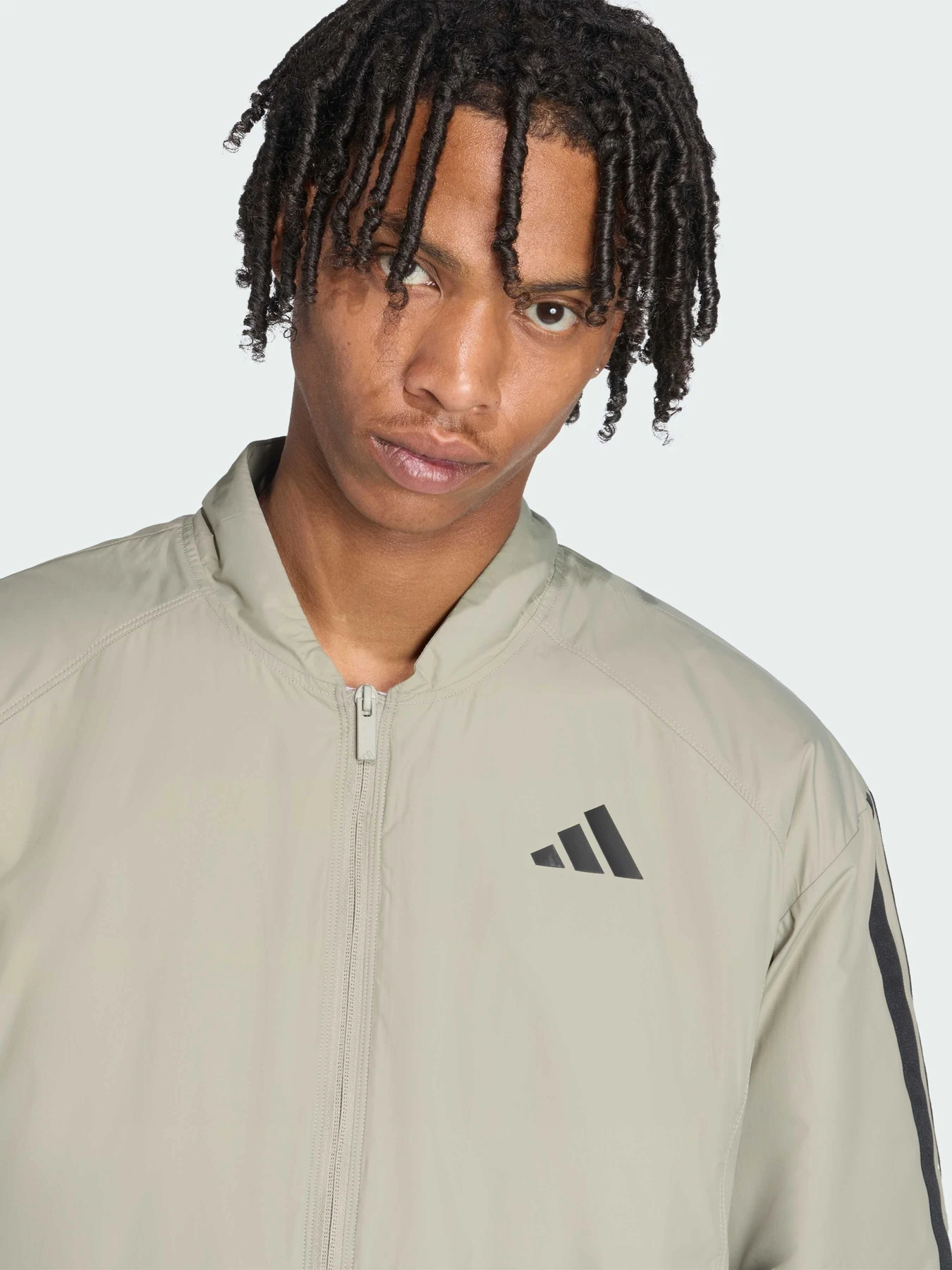 Куртки та дублянки Adidas модель JV5170 Фото