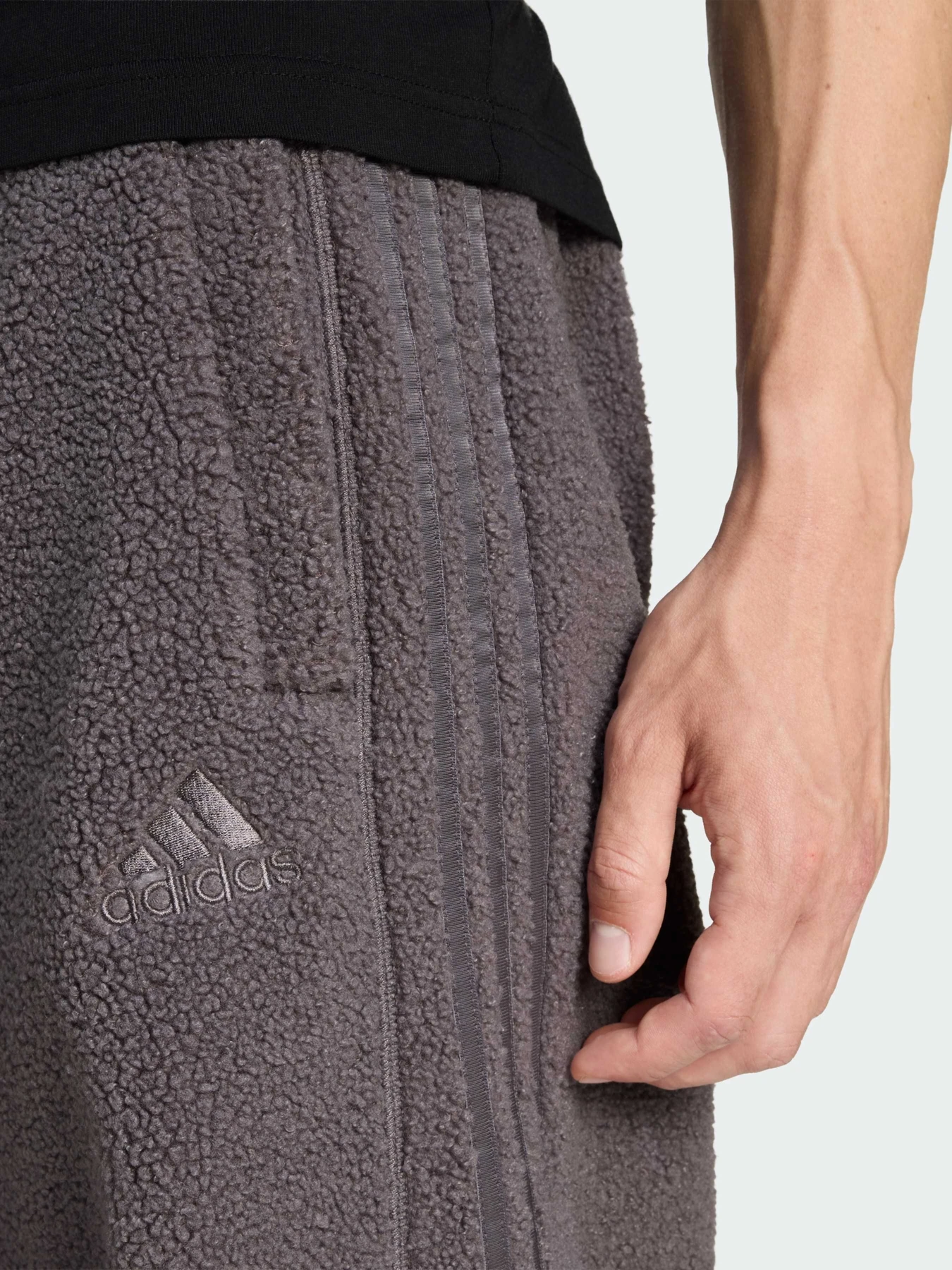 Штани Adidas модель KR7613 Штани Adidas модель KR7613 Фото