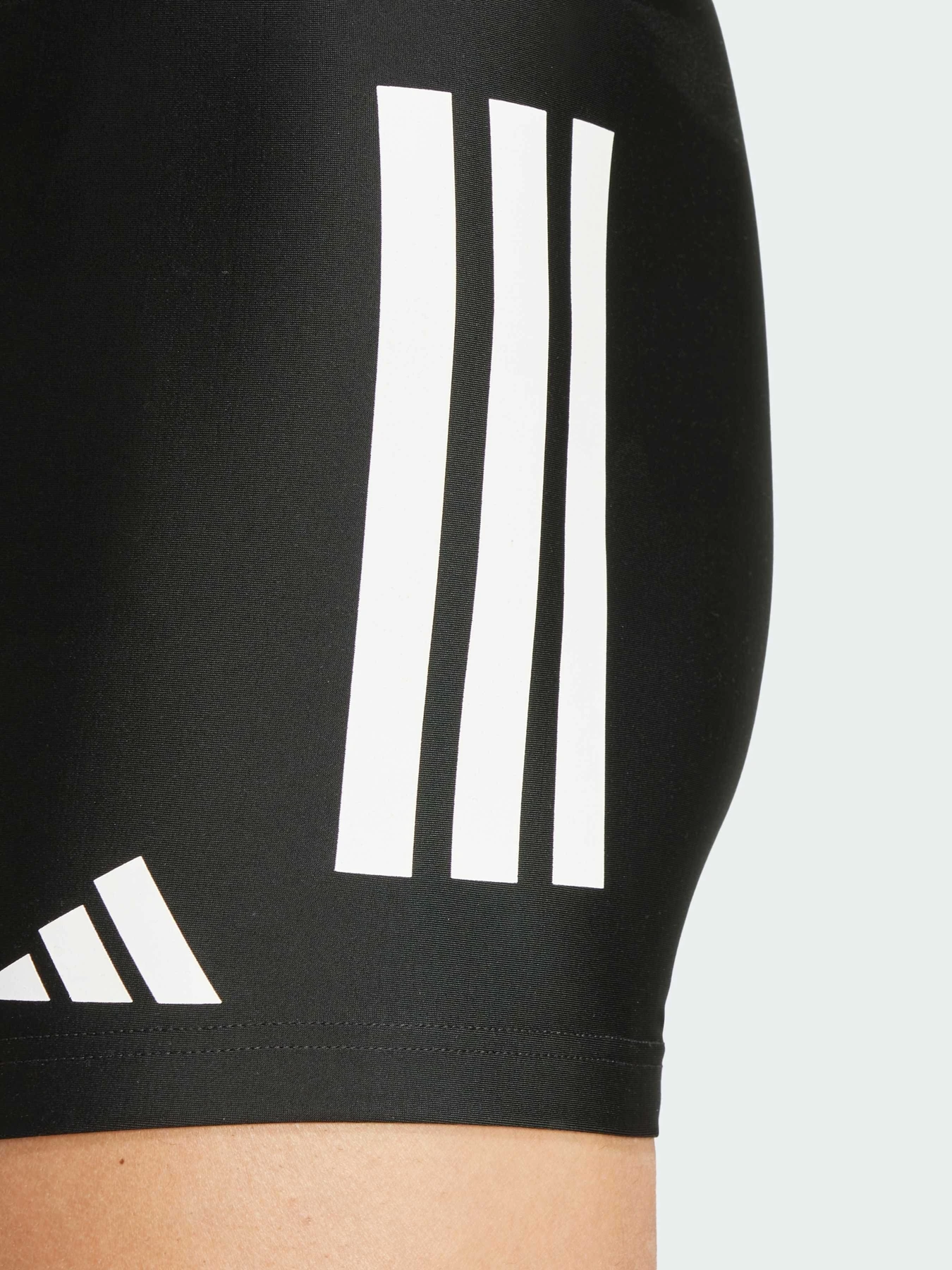 Одежда для пляжа Adidas 3 Stripes модель JN6533 Одежда для пляжа Adidas 3 Stripes модель JN6533 Фото