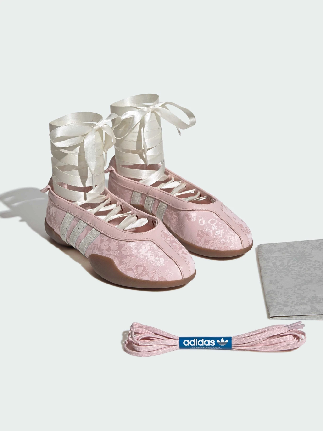 Туфли и лоферы Adidas модель IH6915 Туфли и лоферы Adidas модель IH6915 Фото