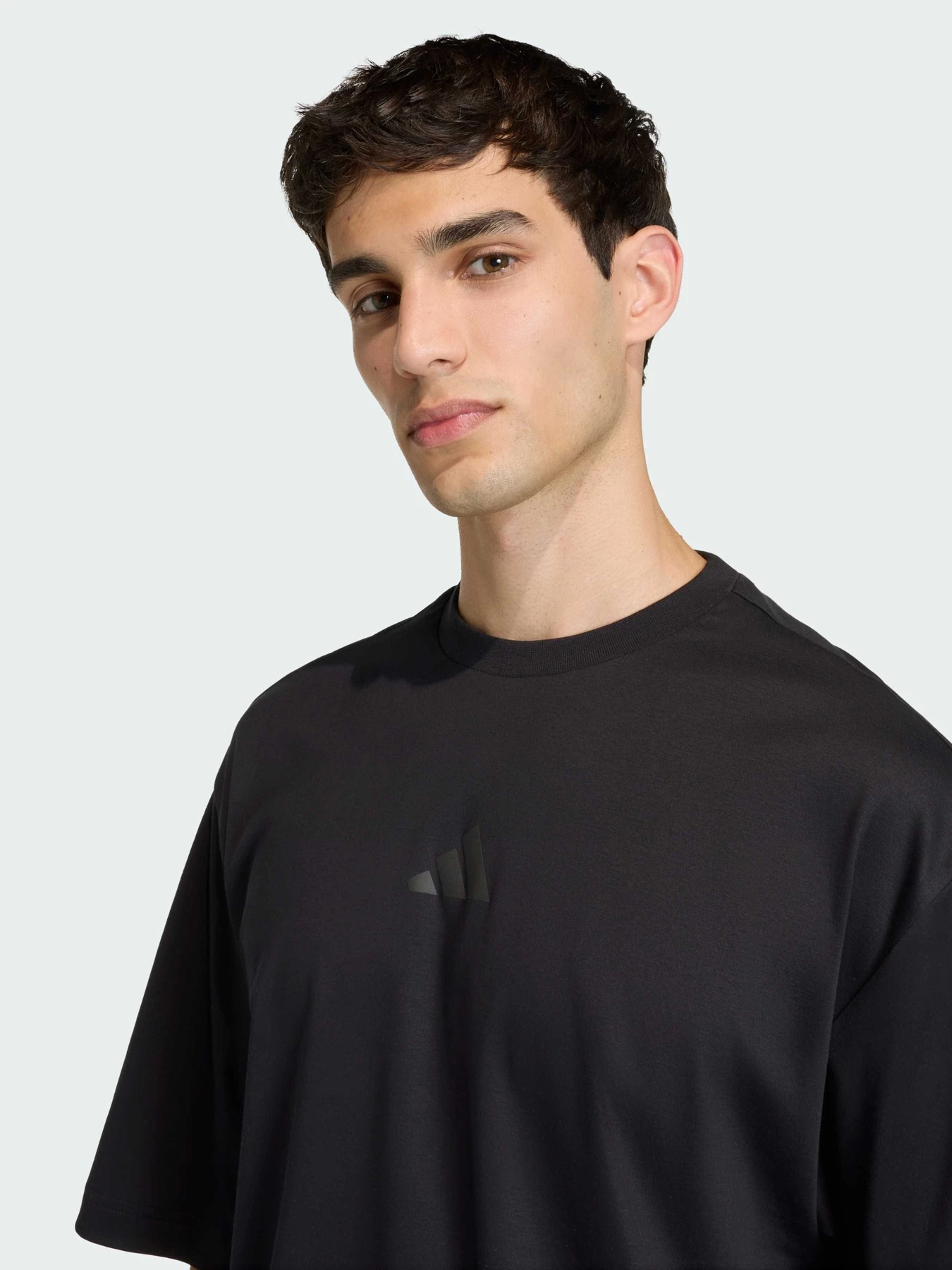 Футболки и поло Adidas модель KC1051 Футболки и поло Adidas модель KC1051 Фото