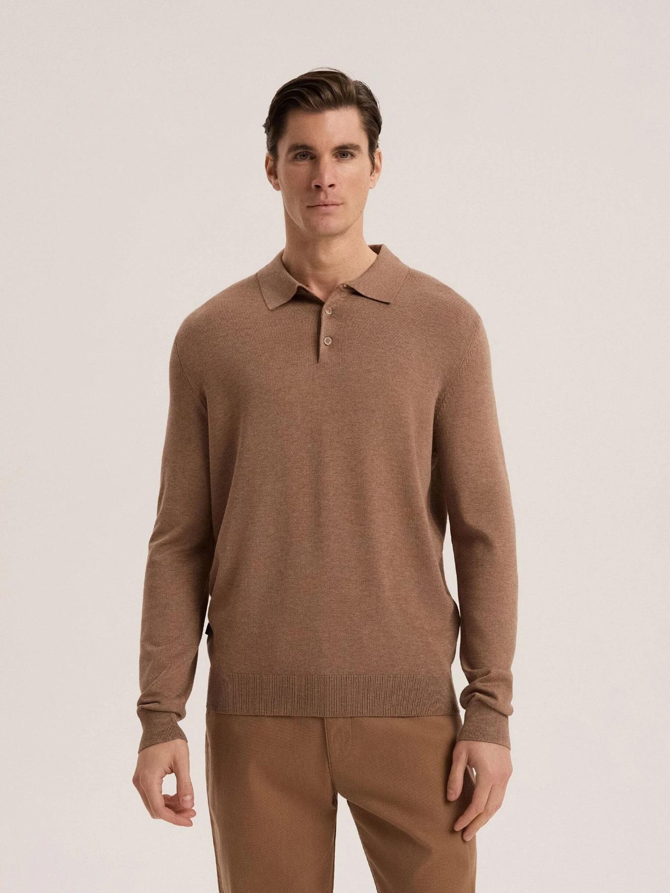 Свитры и кардиганы DIVERSE Polo Sweater модель 10048124 Свитры и кардиганы DIVERSE Polo Sweater модель 10048124 Фото
