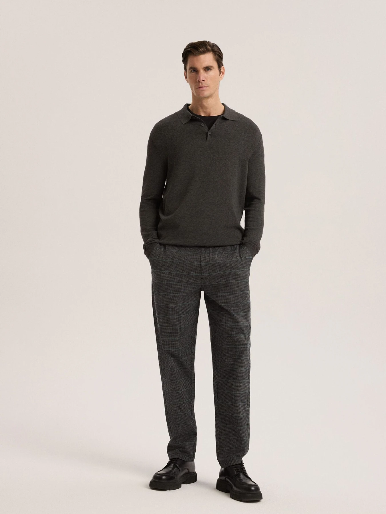 Свитры и кардиганы DIVERSE Polo Sweater модель 10048124 Свитры и кардиганы DIVERSE Polo Sweater модель 10048124 Фото