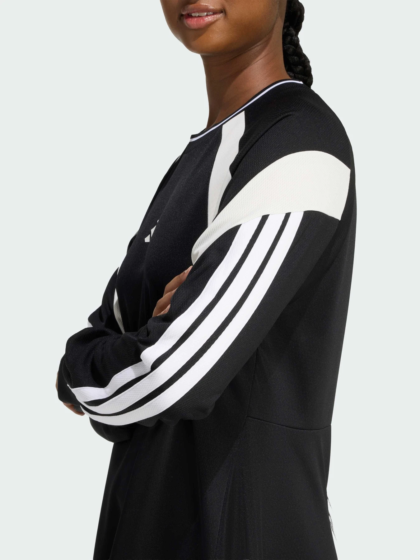Платья Adidas Tiro модель KB4074 Платья Adidas Tiro модель KB4074 Фото