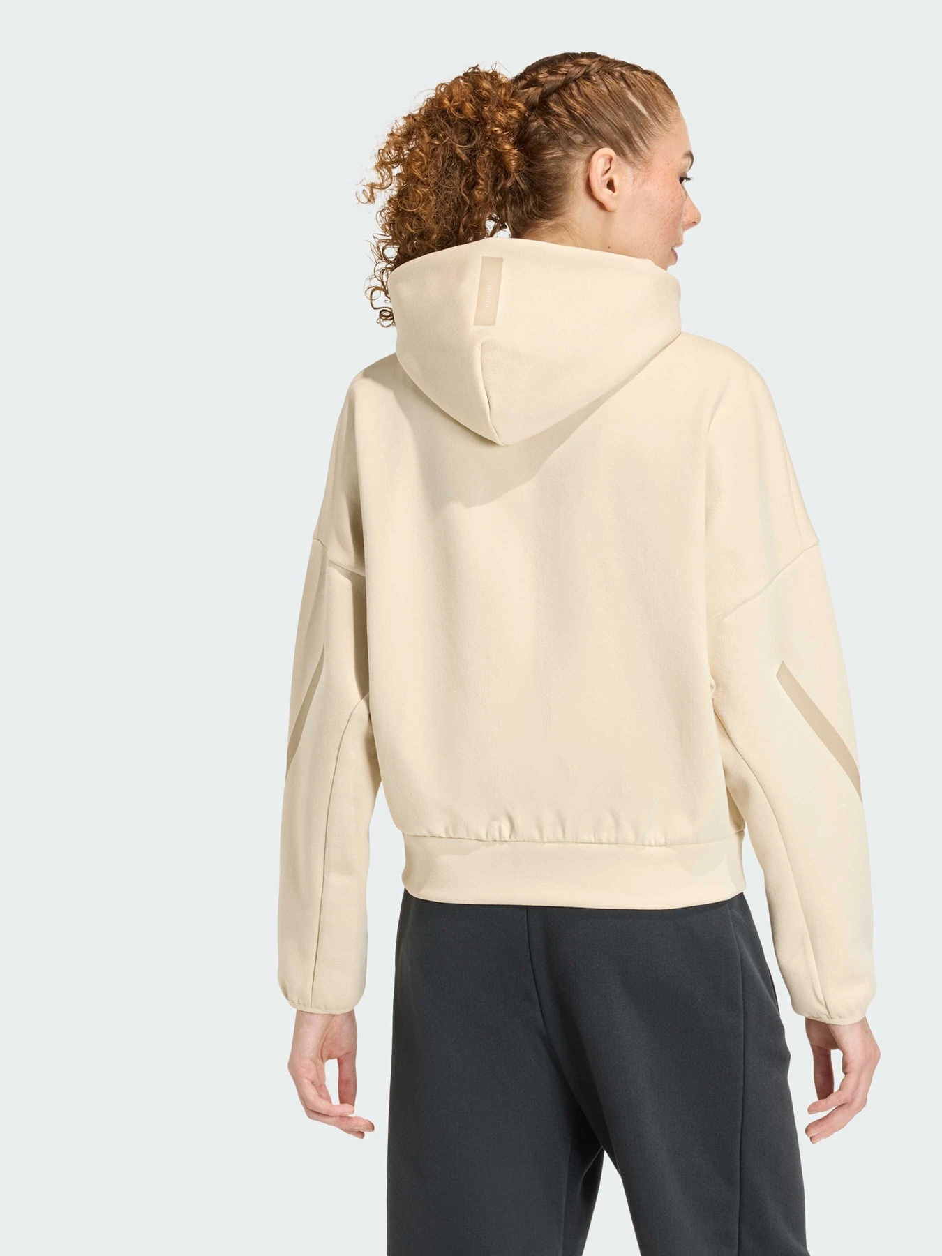 Худи и свитшоты Adidas ZNE модель KE4746 Фото