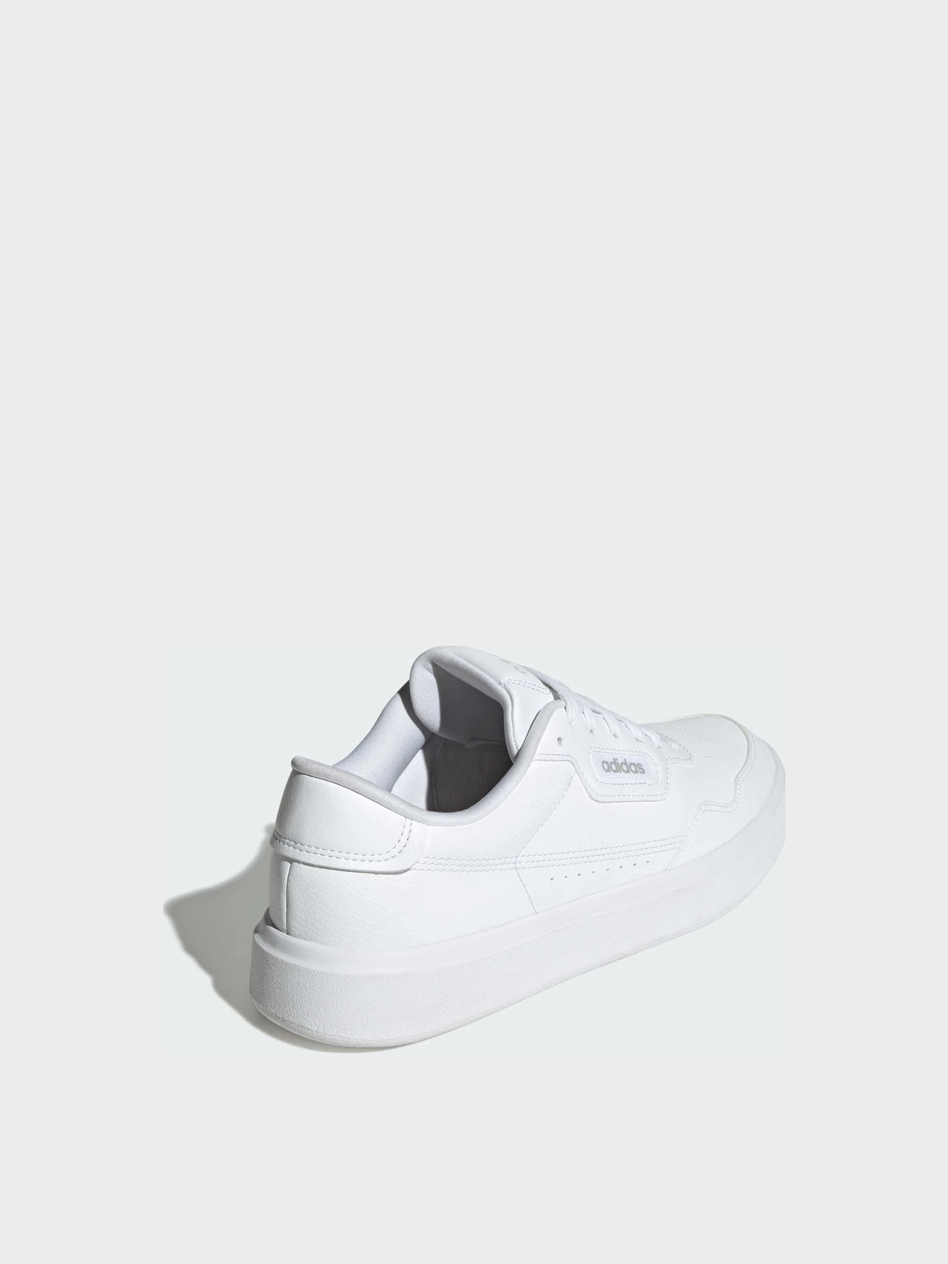 Кроссовки Adidas модель JQ5480 Кроссовки Adidas модель JQ5480 Фото
