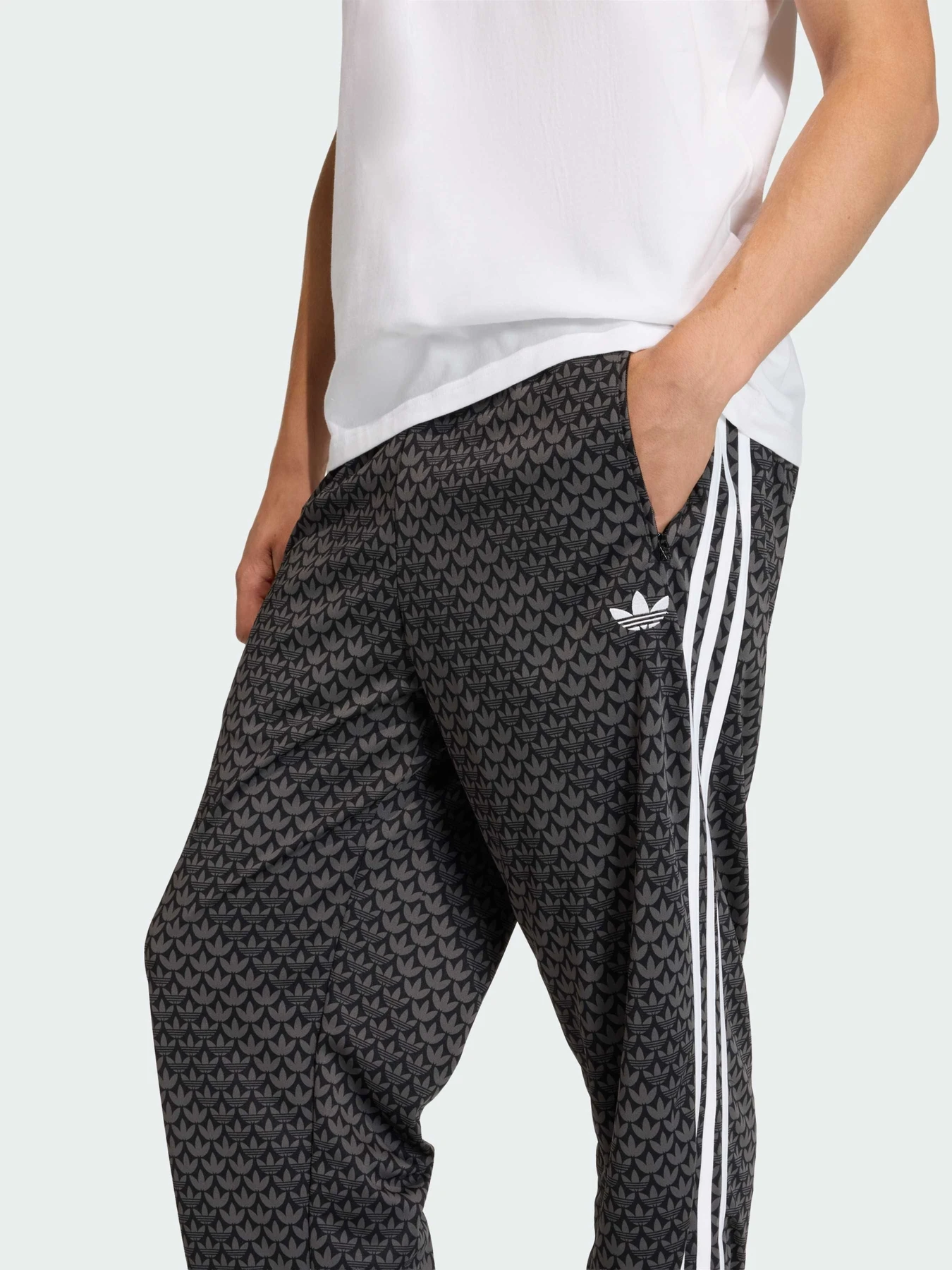Штани Adidas Graphics модель KC9159 Фото