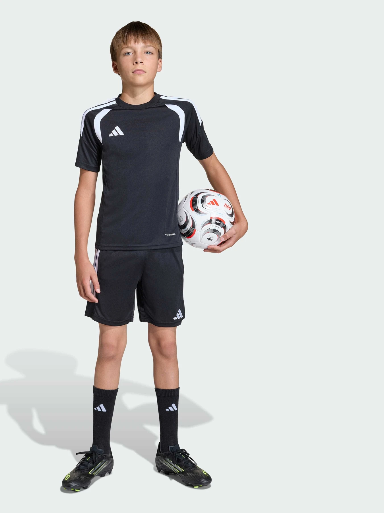 Шорты Adidas Tiro модель JY7147 Шорты Adidas Tiro модель JY7147 Фото