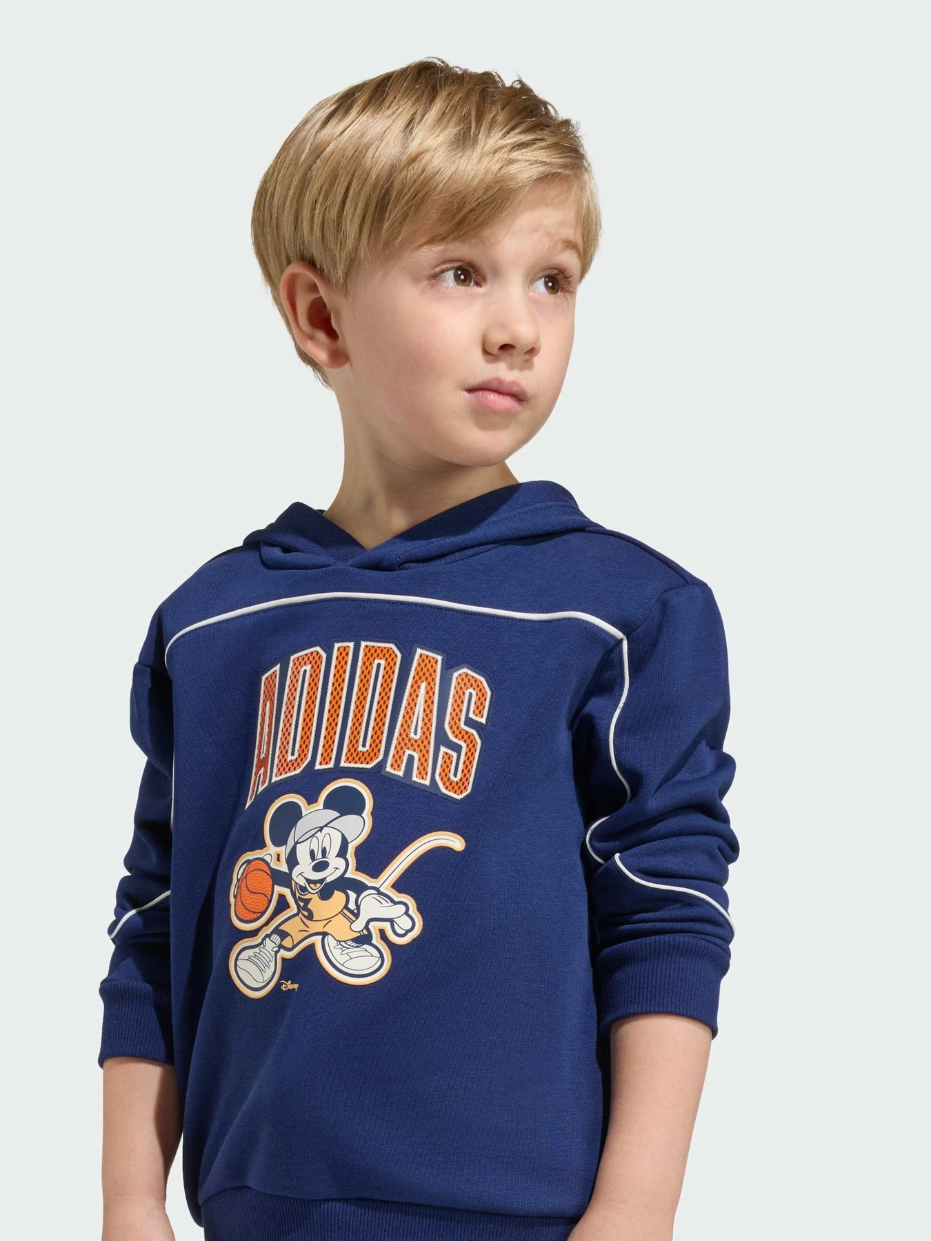 Худи и свитшоты Adidas x Disney модель JZ3561 Худи и свитшоты Adidas x Disney модель JZ3561 Фото