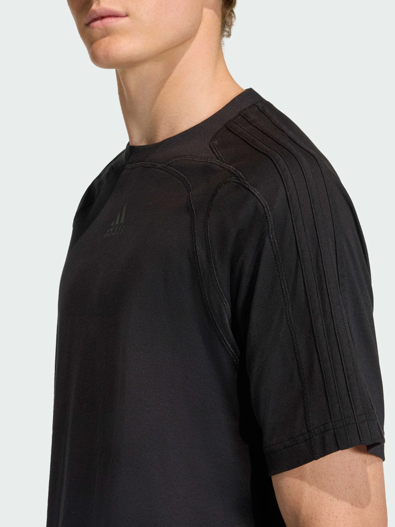 Футболки и поло Adidas модель KE0713 Футболки и поло Adidas модель KE0713 Фото