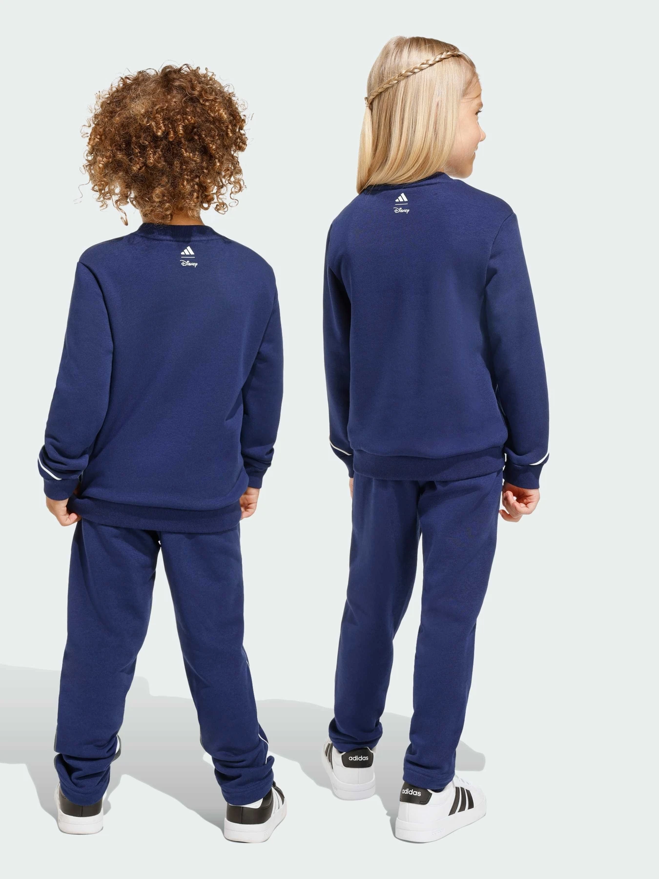 Костюмы Adidas x Disney модель JZ3560 Костюмы Adidas x Disney модель JZ3560 Фото