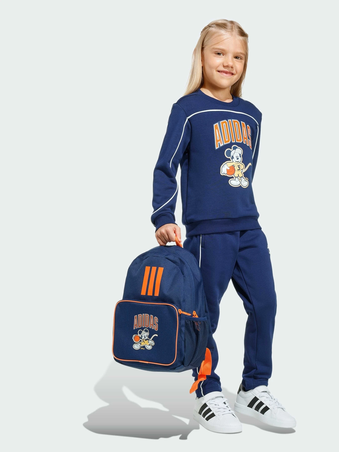 Костюмы Adidas x Disney модель JZ3560 Костюмы Adidas x Disney модель JZ3560 Фото