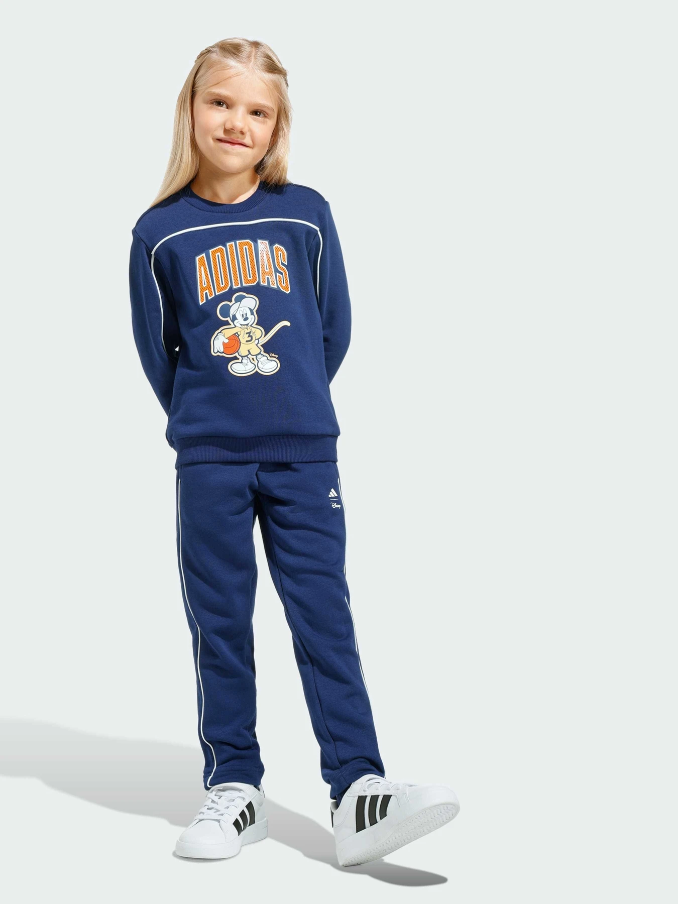 Костюмы Adidas x Disney модель JZ3560 Костюмы Adidas x Disney модель JZ3560 Фото