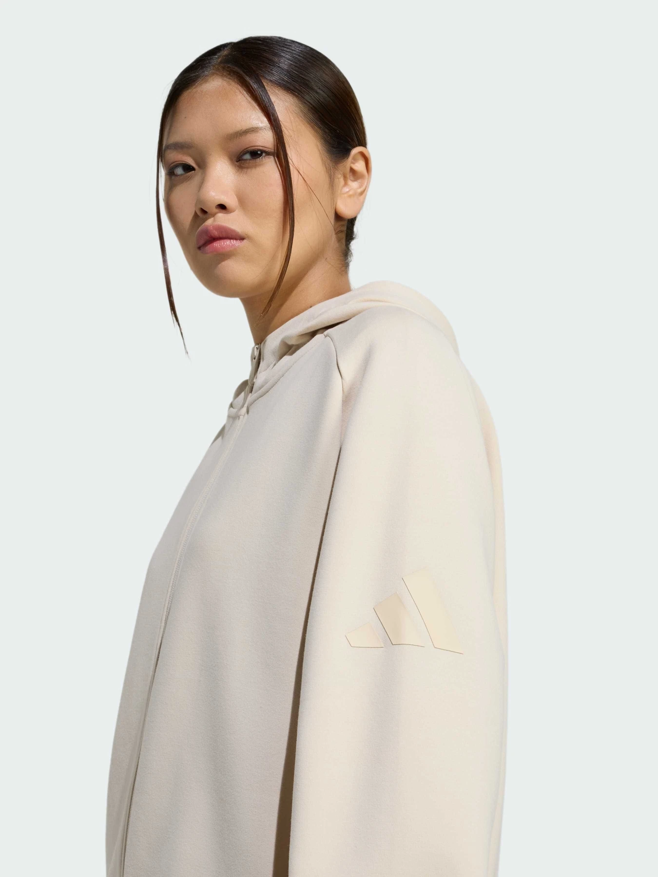 Худи и свитшоты Adidas модель KT0443 Худи и свитшоты Adidas модель KT0443 Фото