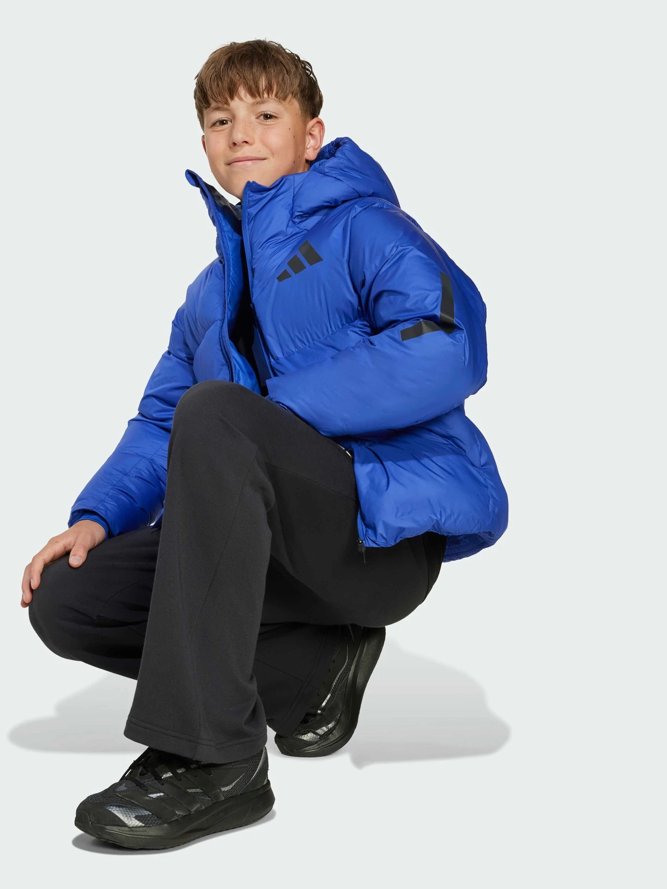 Куртки та дублянки Adidas ZNE модель KA3417 Куртки та дублянки Adidas ZNE модель KA3417 Фото