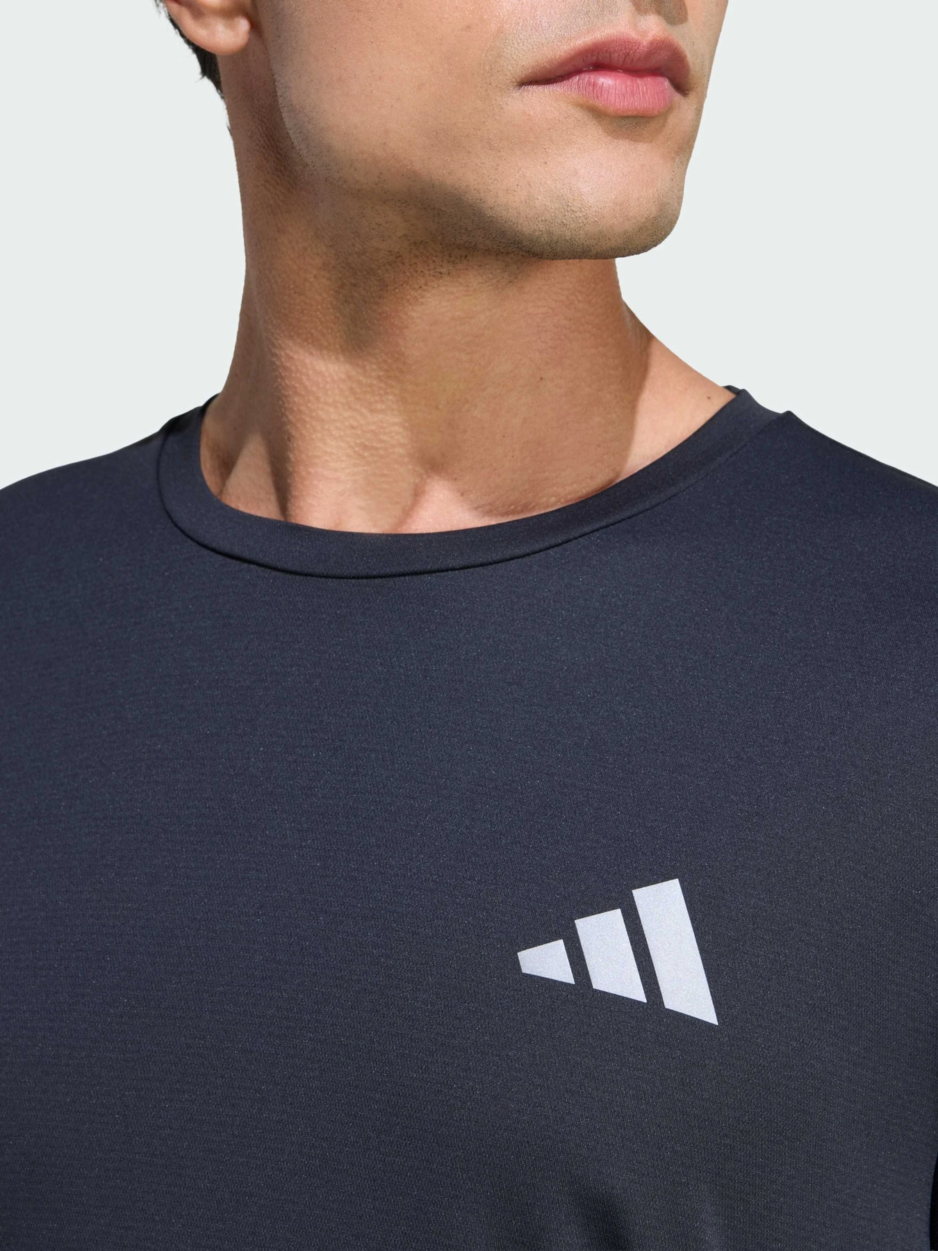 Худи и свитшоты Adidas модель KE8424 Фото