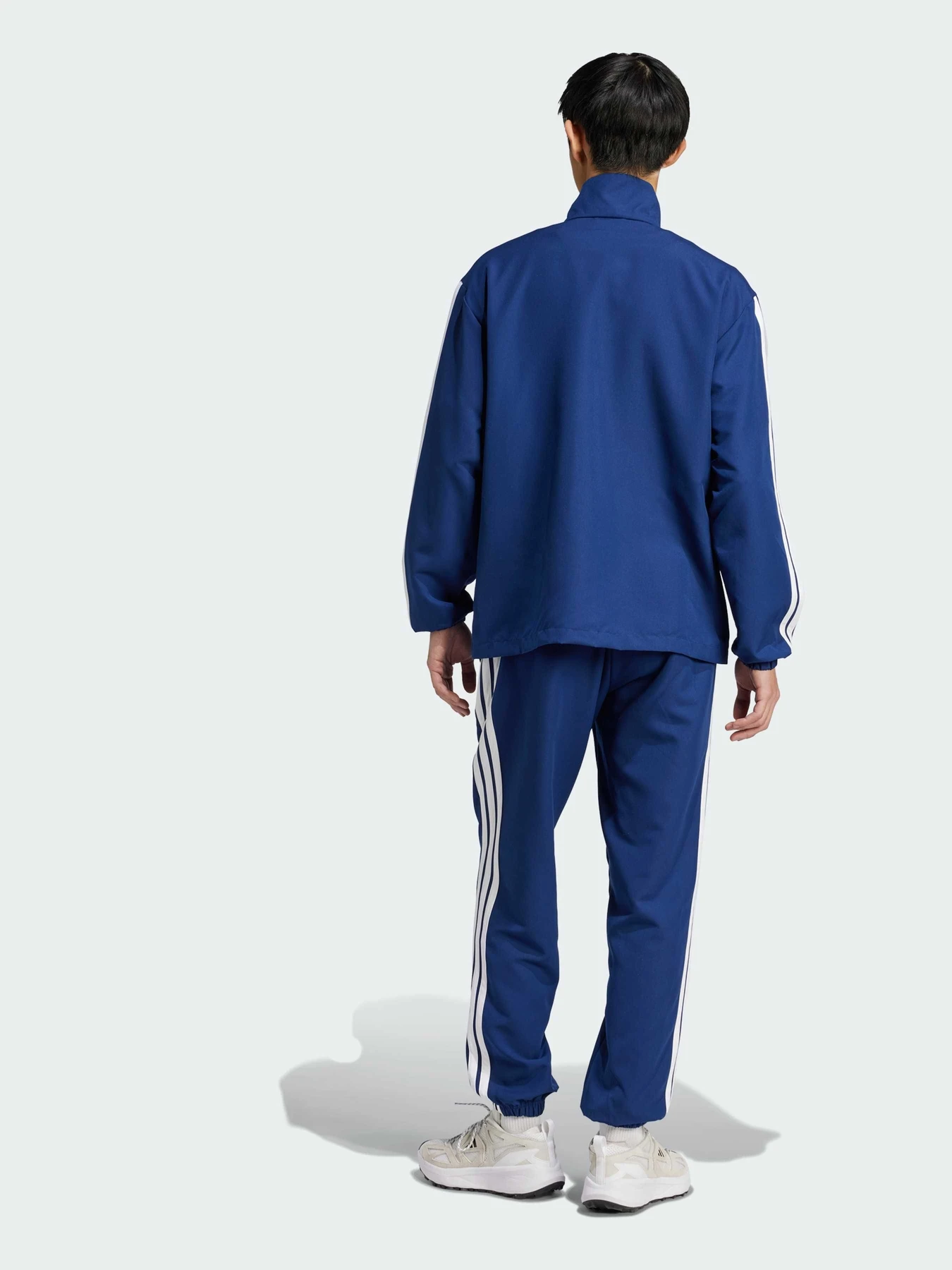 Костюмы Adidas 3 Stripes модель JC5391 Костюмы Adidas 3 Stripes модель JC5391 Фото