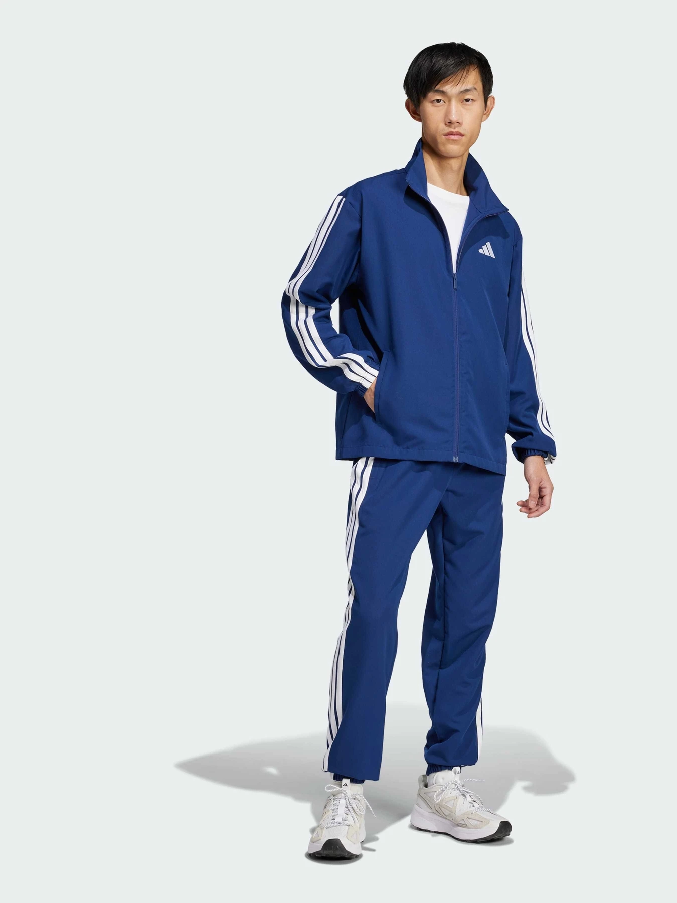 Костюмы Adidas 3 Stripes модель JC5391 Костюмы Adidas 3 Stripes модель JC5391 Фото