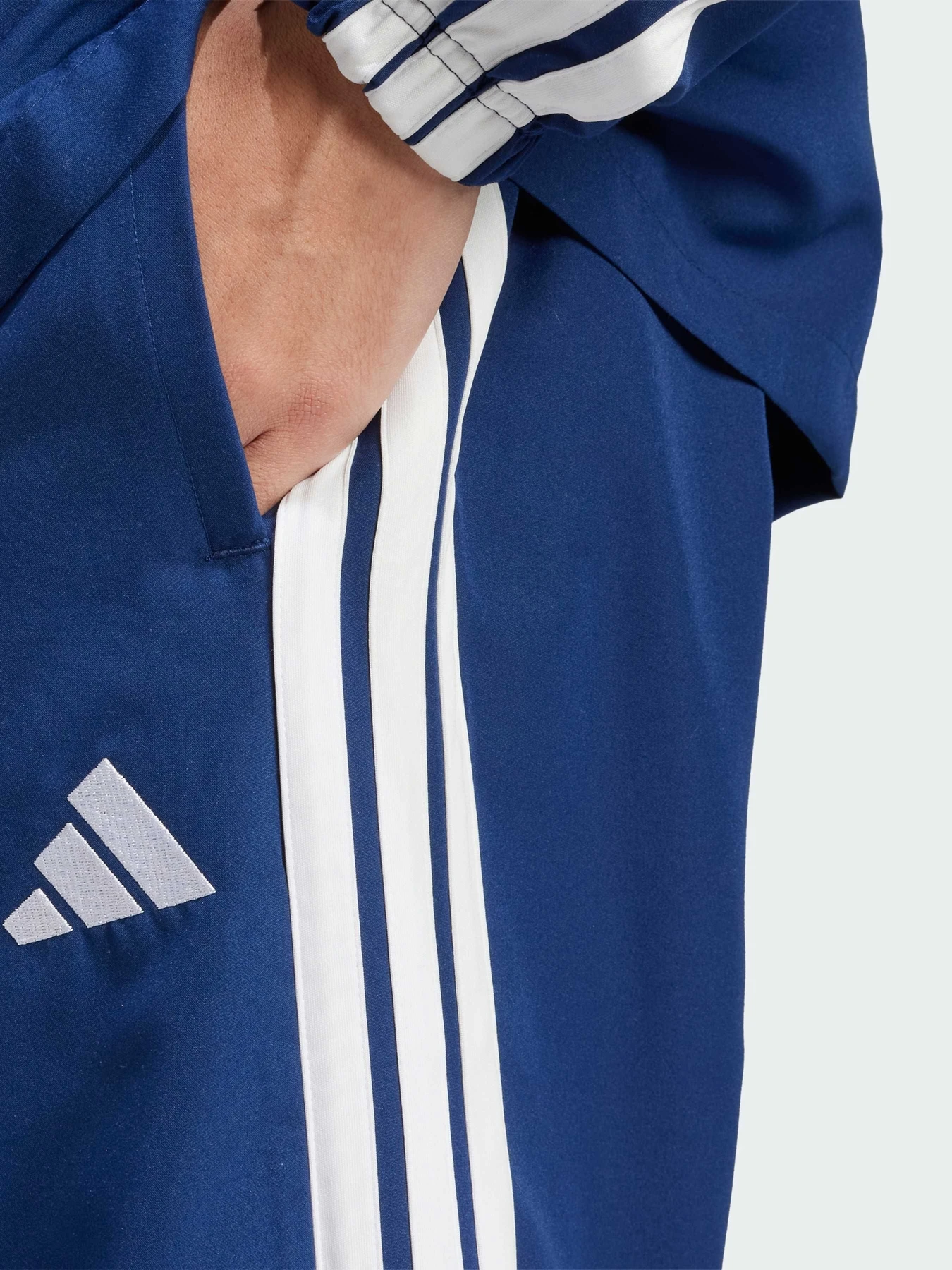 Костюмы Adidas 3 Stripes модель JC5391 Костюмы Adidas 3 Stripes модель JC5391 Фото