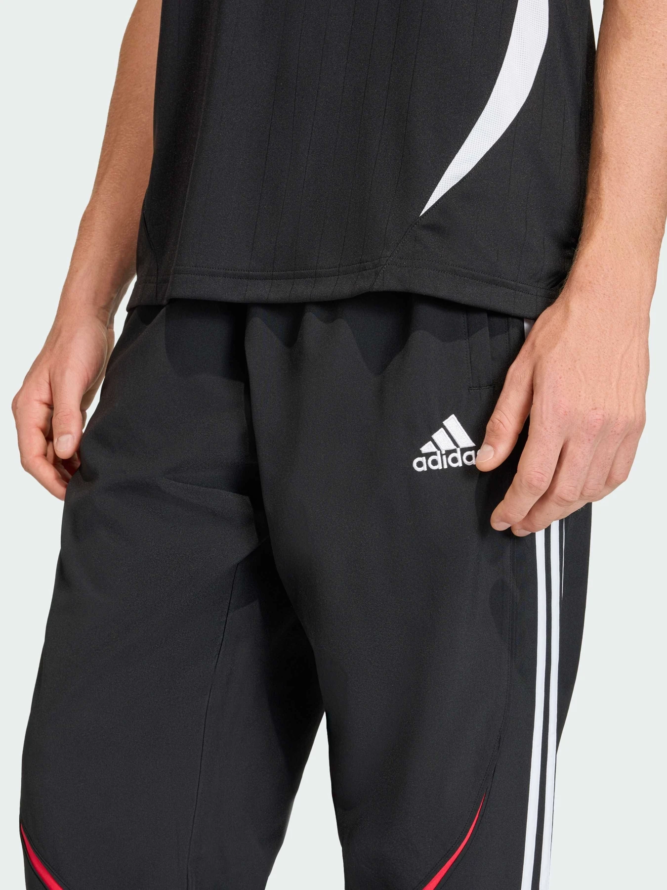 Брюки Adidas Adicolor модель KD5866 Брюки Adidas Adicolor модель KD5866 Фото