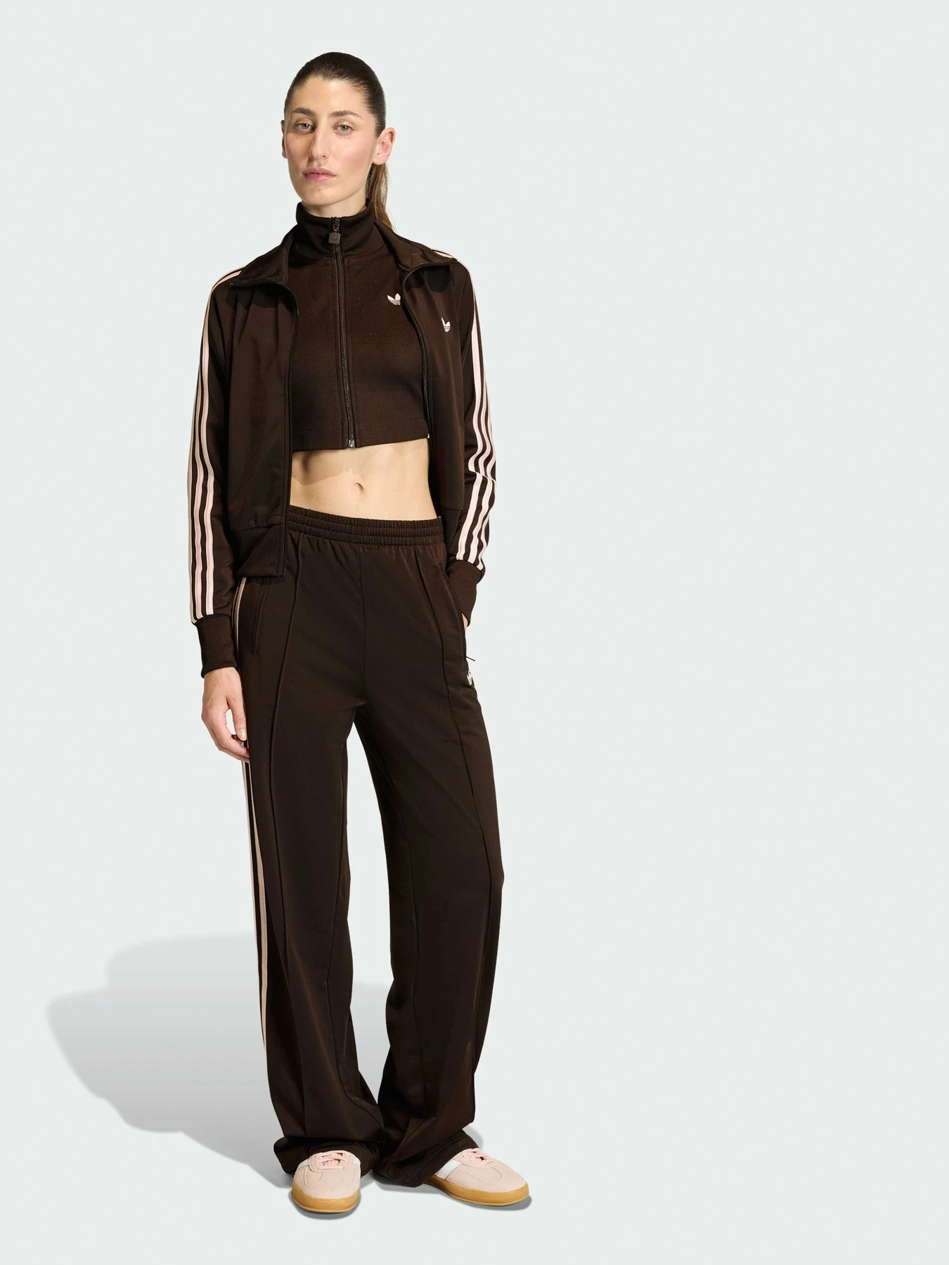 Брюки Adidas Adicolor модель KD3664 Брюки Adidas Adicolor модель KD3664 Фото