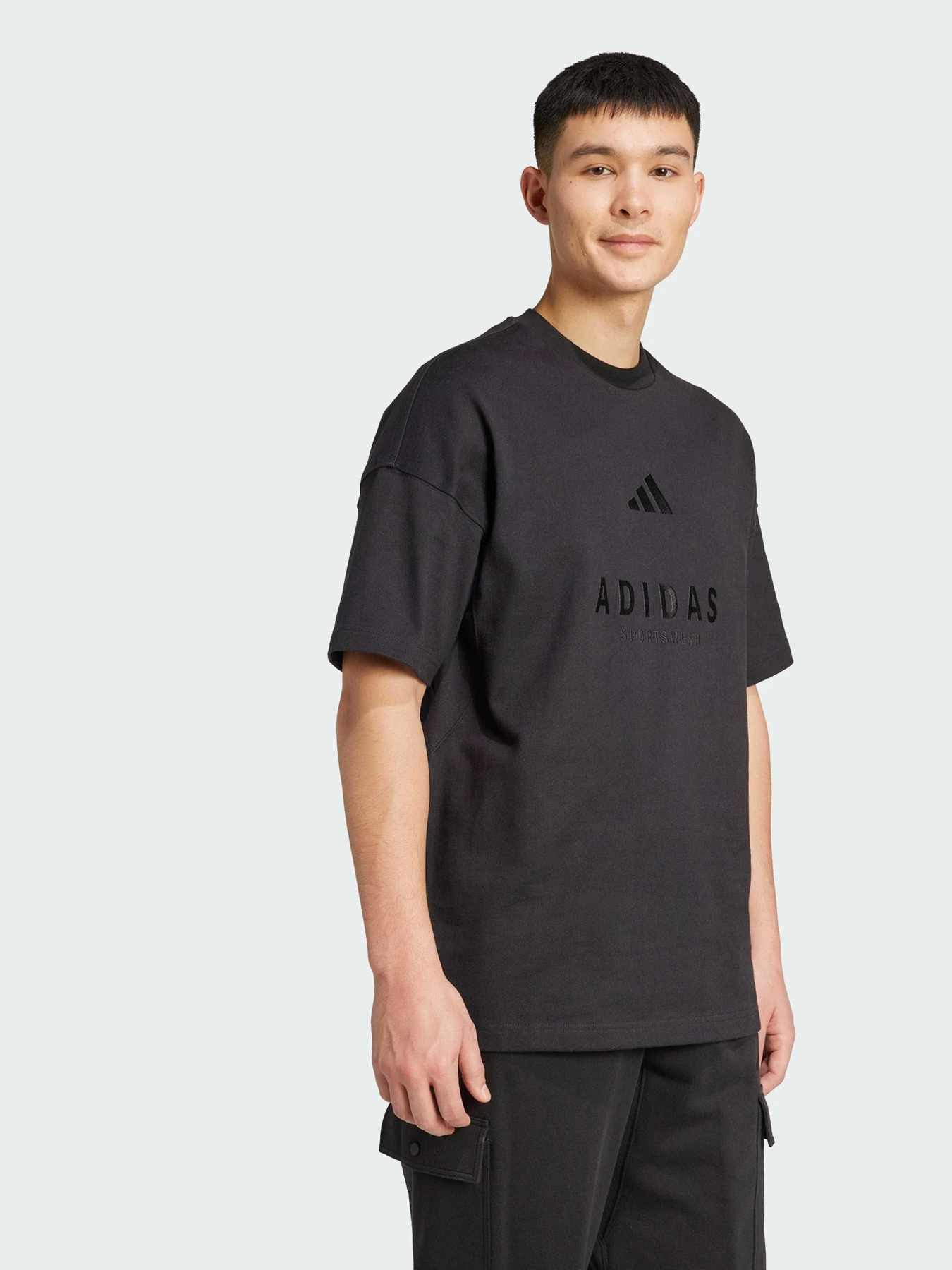 Футболки і поло Adidas модель JL6549 Фото
