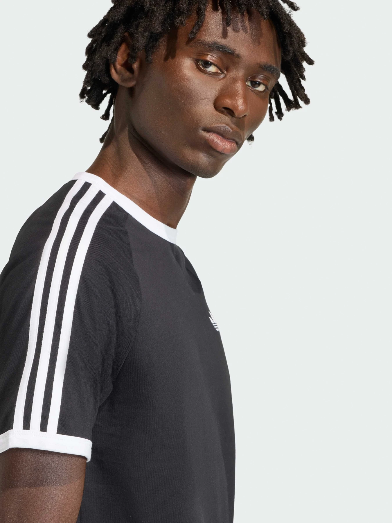 Футболки і поло Adidas Adicolor модель KE3538 Футболки і поло Adidas Adicolor модель KE3538 Фото