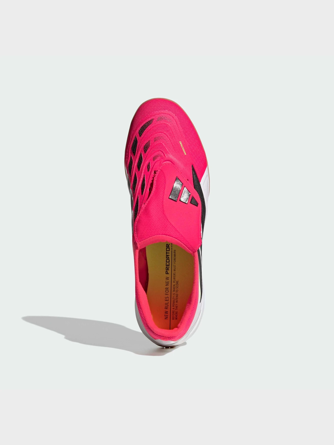 Кроссовки Adidas Predator модель JR4738 Кроссовки Adidas Predator модель JR4738 Фото