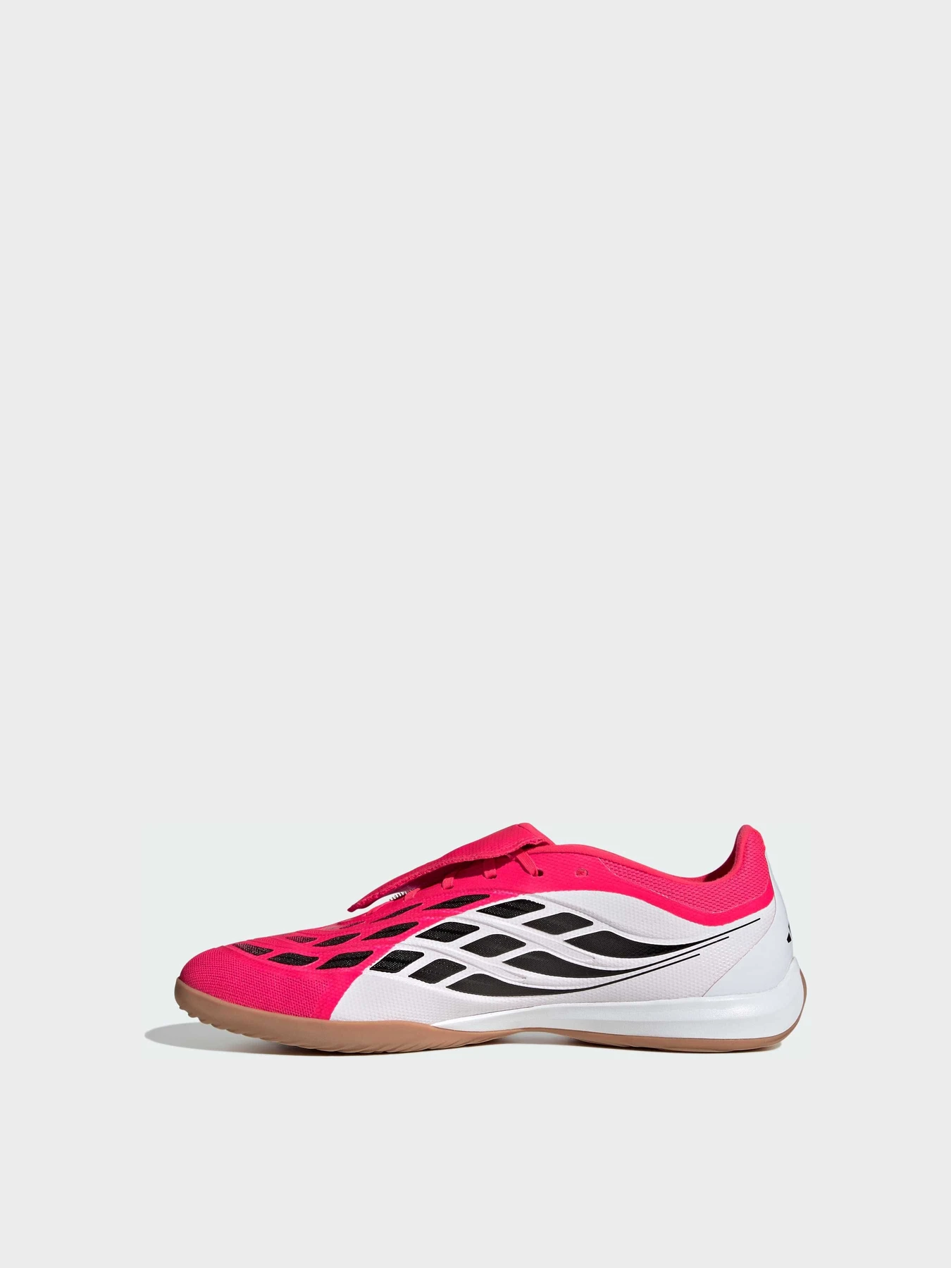 Кроссовки Adidas Predator модель JR4738 Кроссовки Adidas Predator модель JR4738 Фото