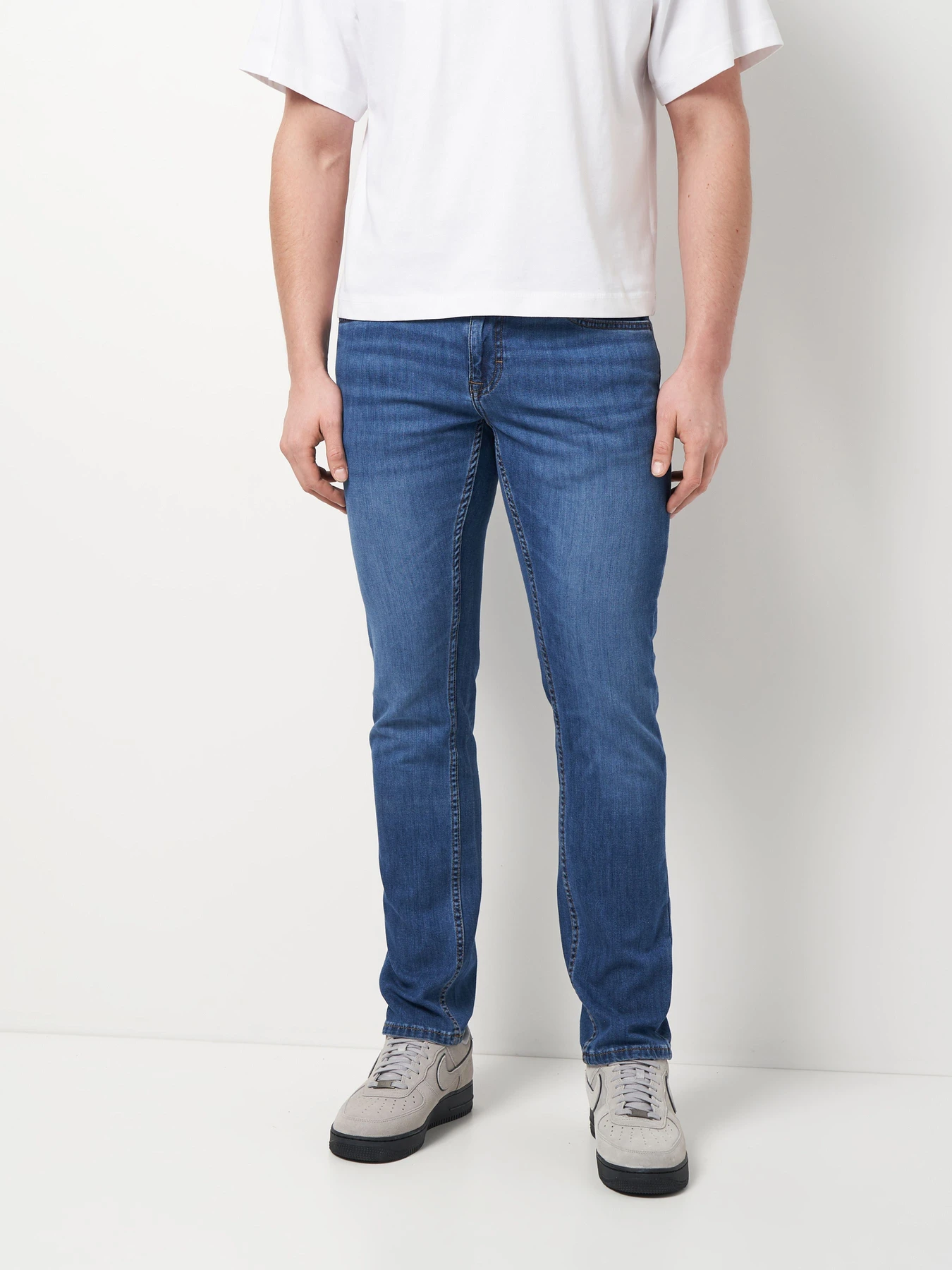 Джинси Mustang Jeans Oregon Tapered модель 1012181 Джинси Mustang Jeans Oregon Tapered модель 1012181 Фото