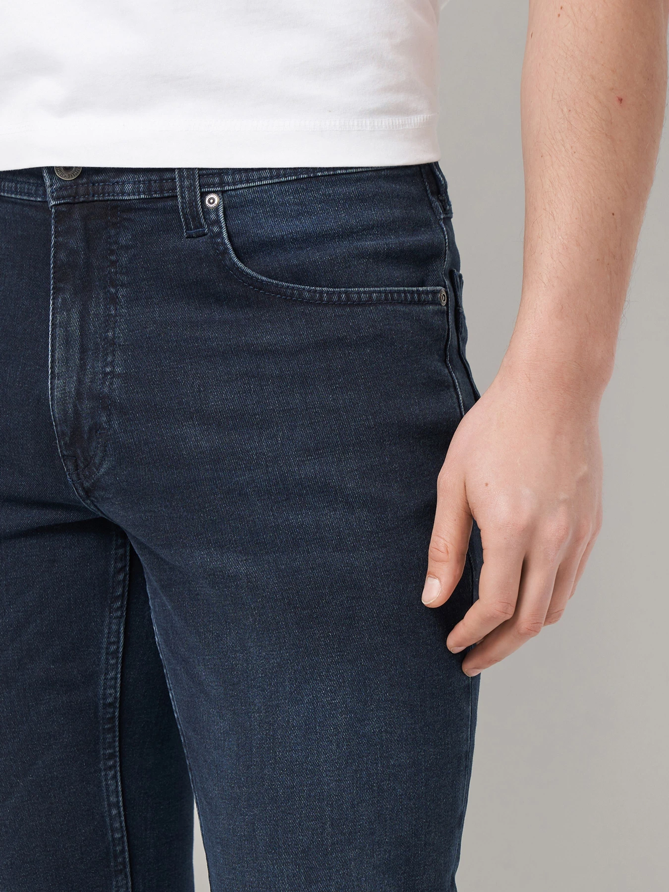 Джинси Mustang Jeans Washington Straight модель 1014704 Джинси Mustang Jeans Washington Straight модель 1014704 Фото