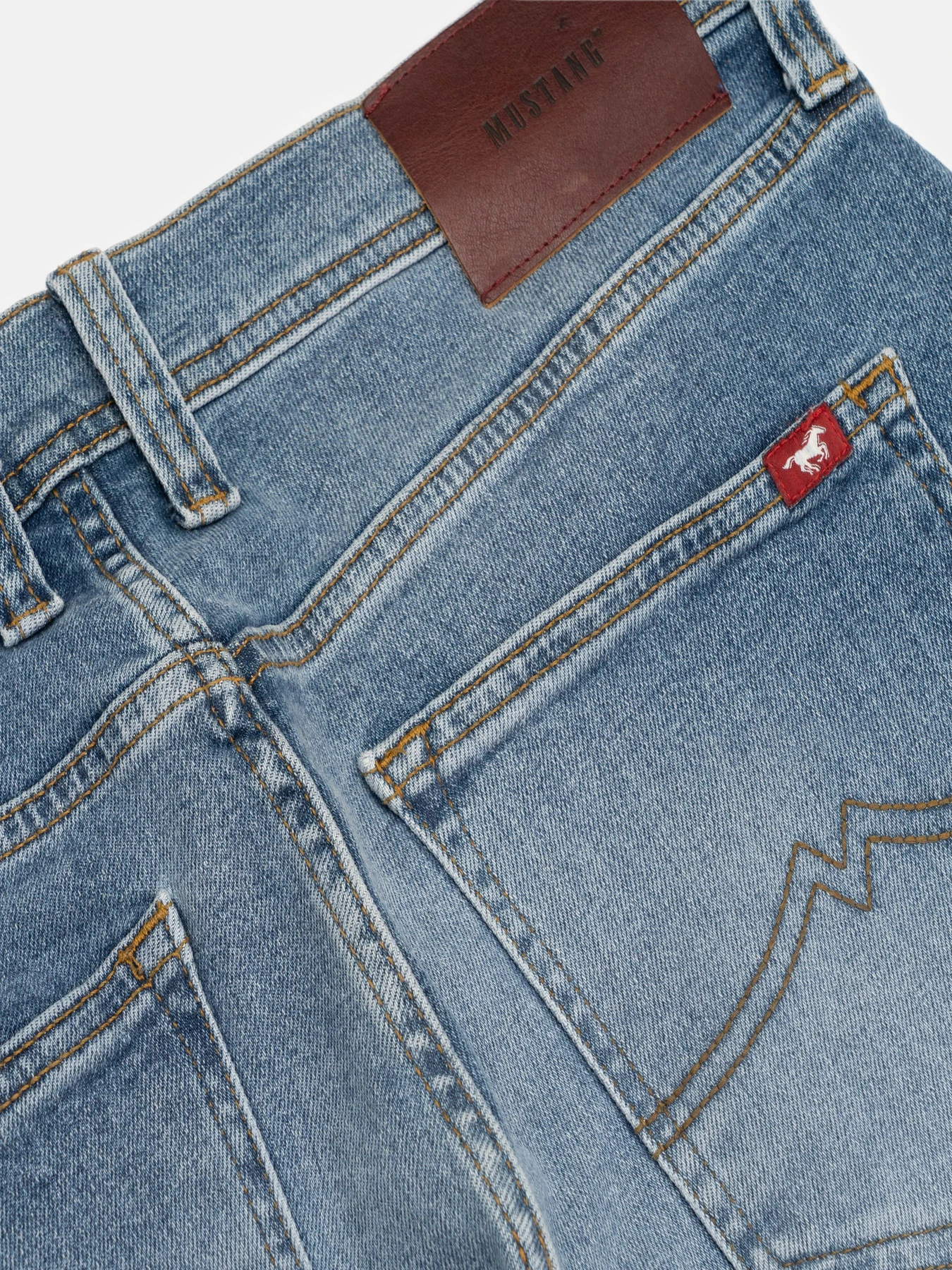 Джинси Mustang Jeans Oregon Slim модель 1016429 Джинси Mustang Jeans Oregon Slim модель 1016429 Фото