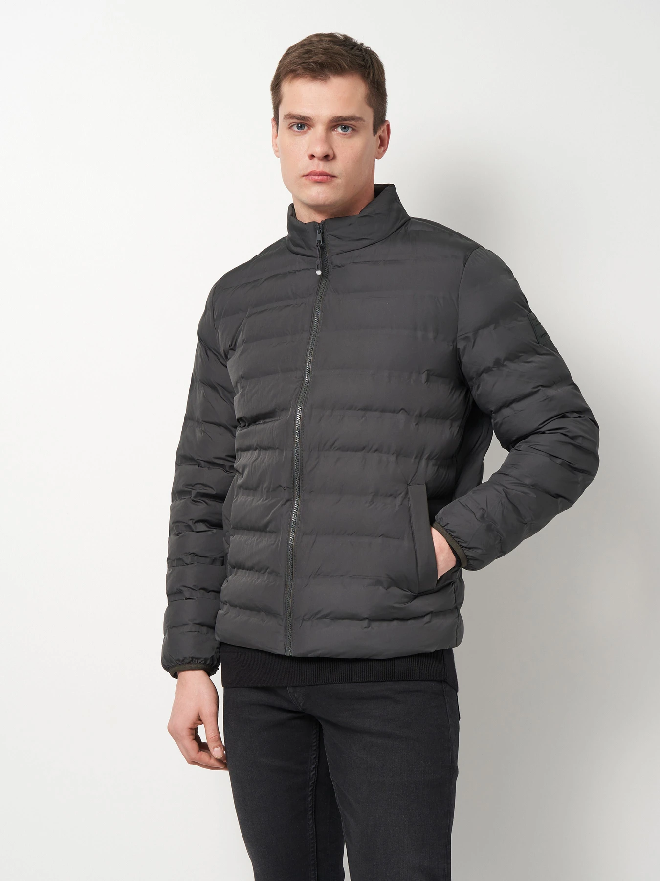 Куртки та дублянки Mustang Jeans Creston модель 1025599 Куртки та дублянки Mustang Jeans Creston модель 1025599 Фото